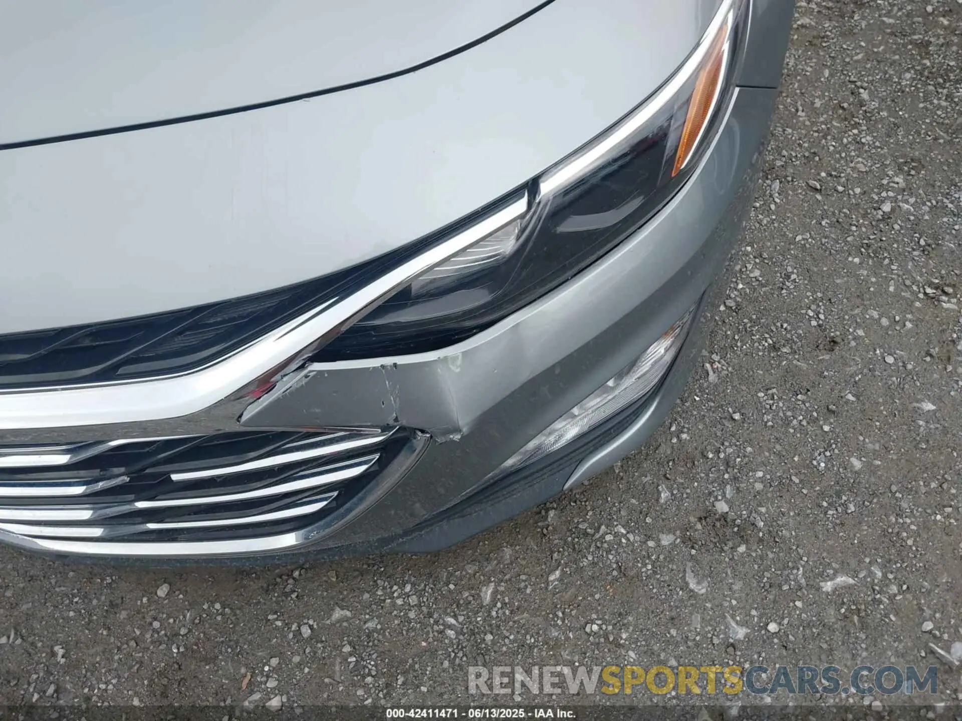 18 Photograph of a damaged car 1G1ZD5ST4RF111783 CHEVROLET MALIBU 2024
