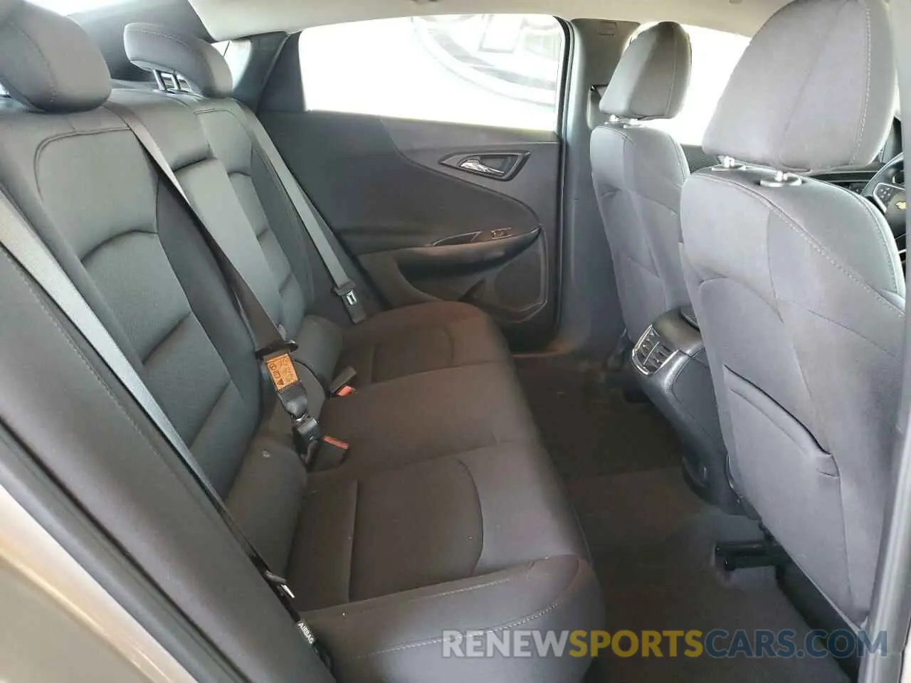10 Фотография поврежденного автомобиля 1G1ZD5ST4RF208577 CHEVROLET MALIBU 2024