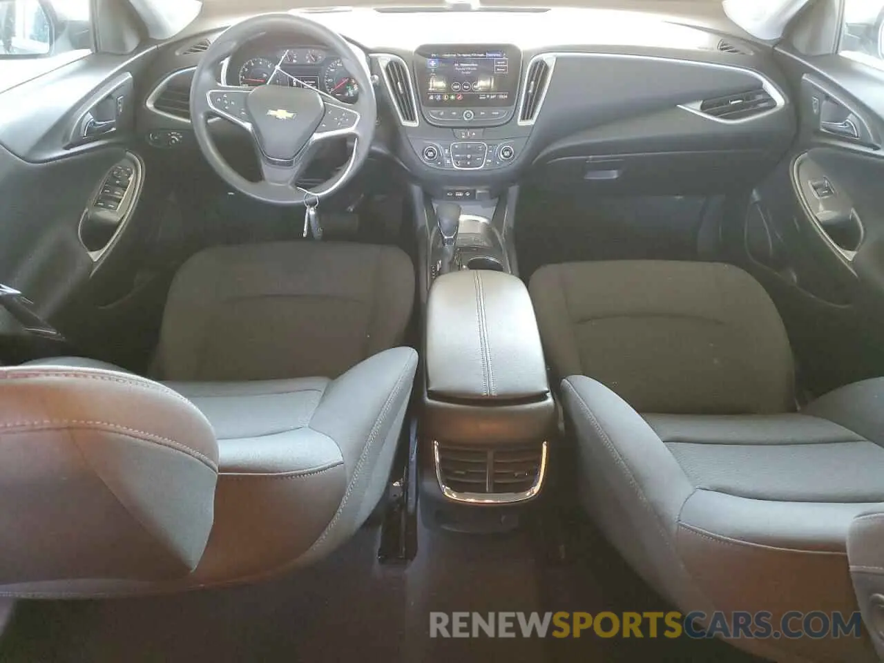 8 Фотография поврежденного автомобиля 1G1ZD5ST4RF208577 CHEVROLET MALIBU 2024