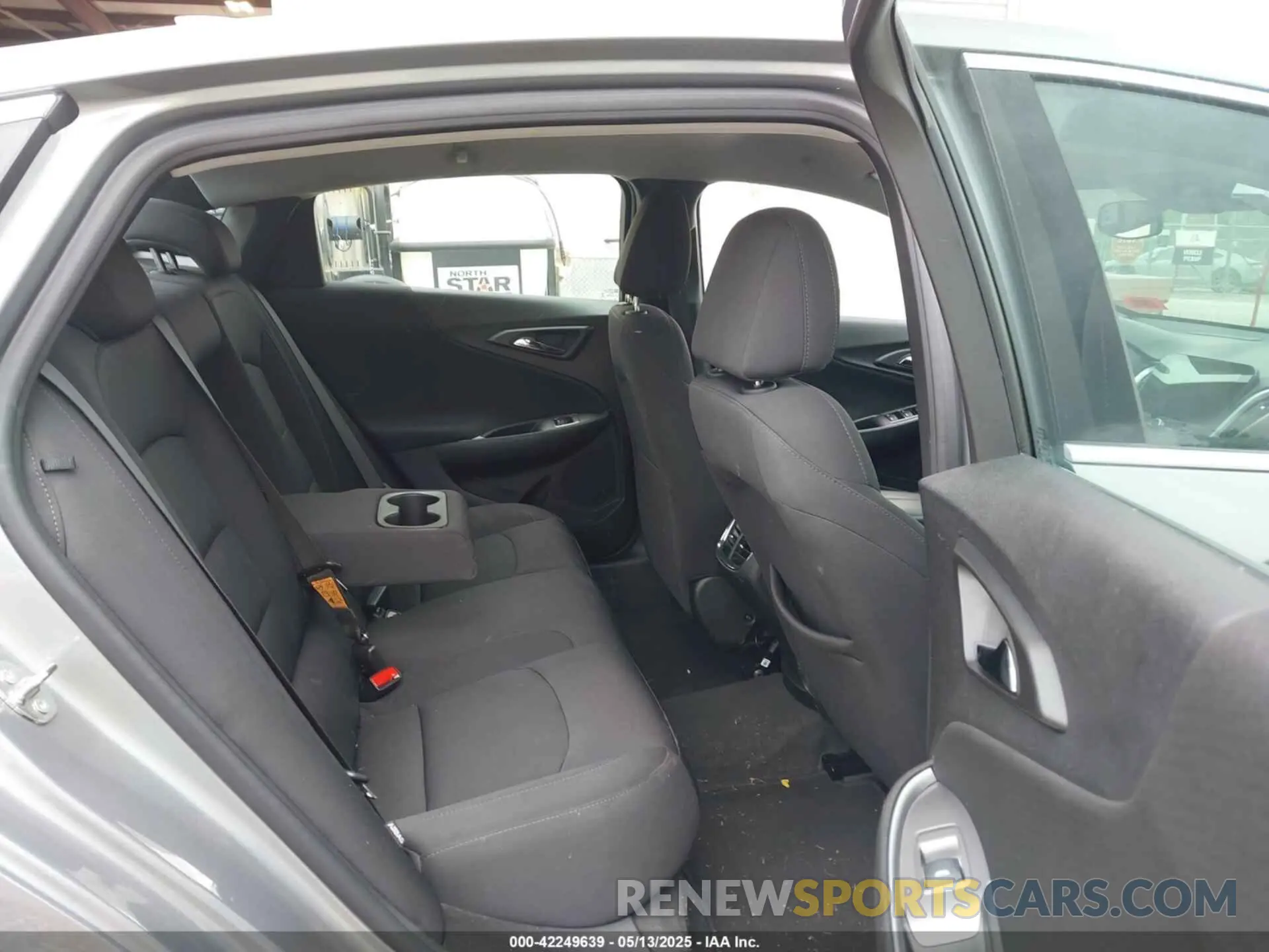8 Фотография поврежденного автомобиля 1G1ZD5ST5RF153721 CHEVROLET MALIBU 2024