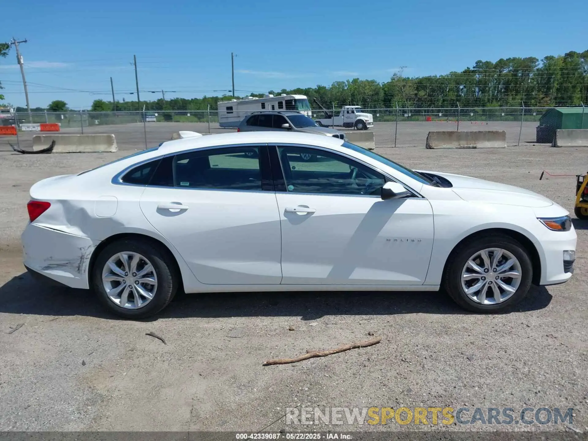 13 Фотография поврежденного автомобиля 1G1ZD5ST5RF176173 CHEVROLET MALIBU 2024