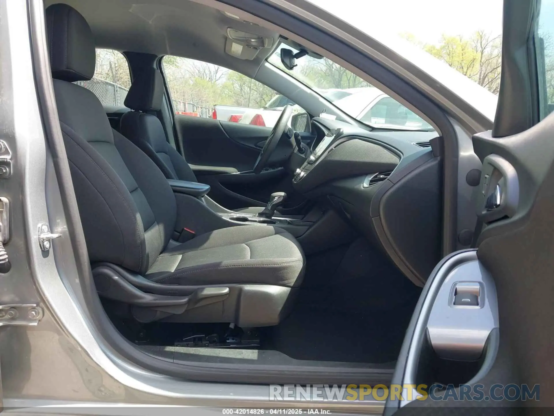 5 Photograph of a damaged car 1G1ZD5ST7RF127637 CHEVROLET MALIBU 2024