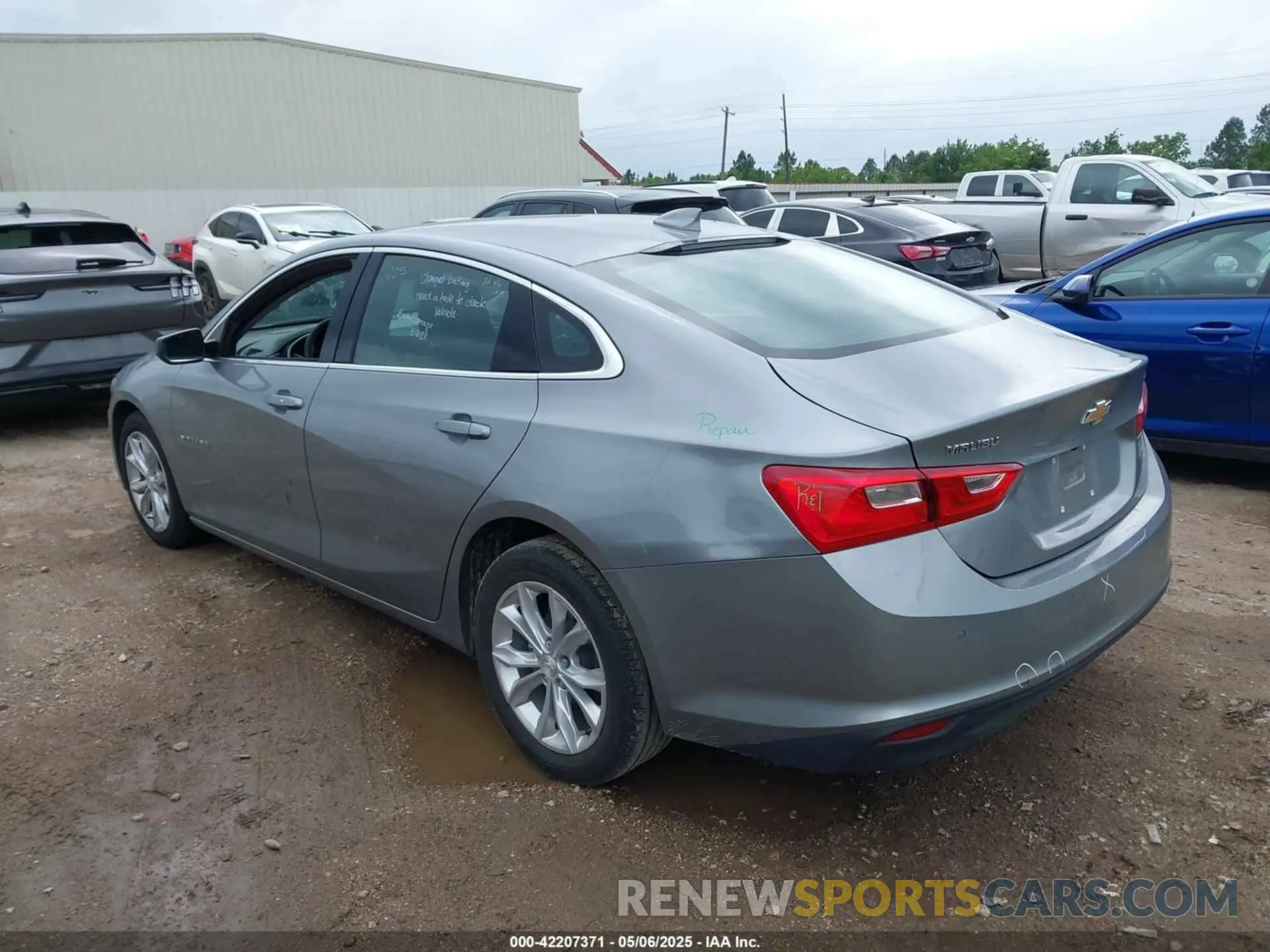 3 Photograph of a damaged car 1G1ZD5ST8RF112256 CHEVROLET MALIBU 2024