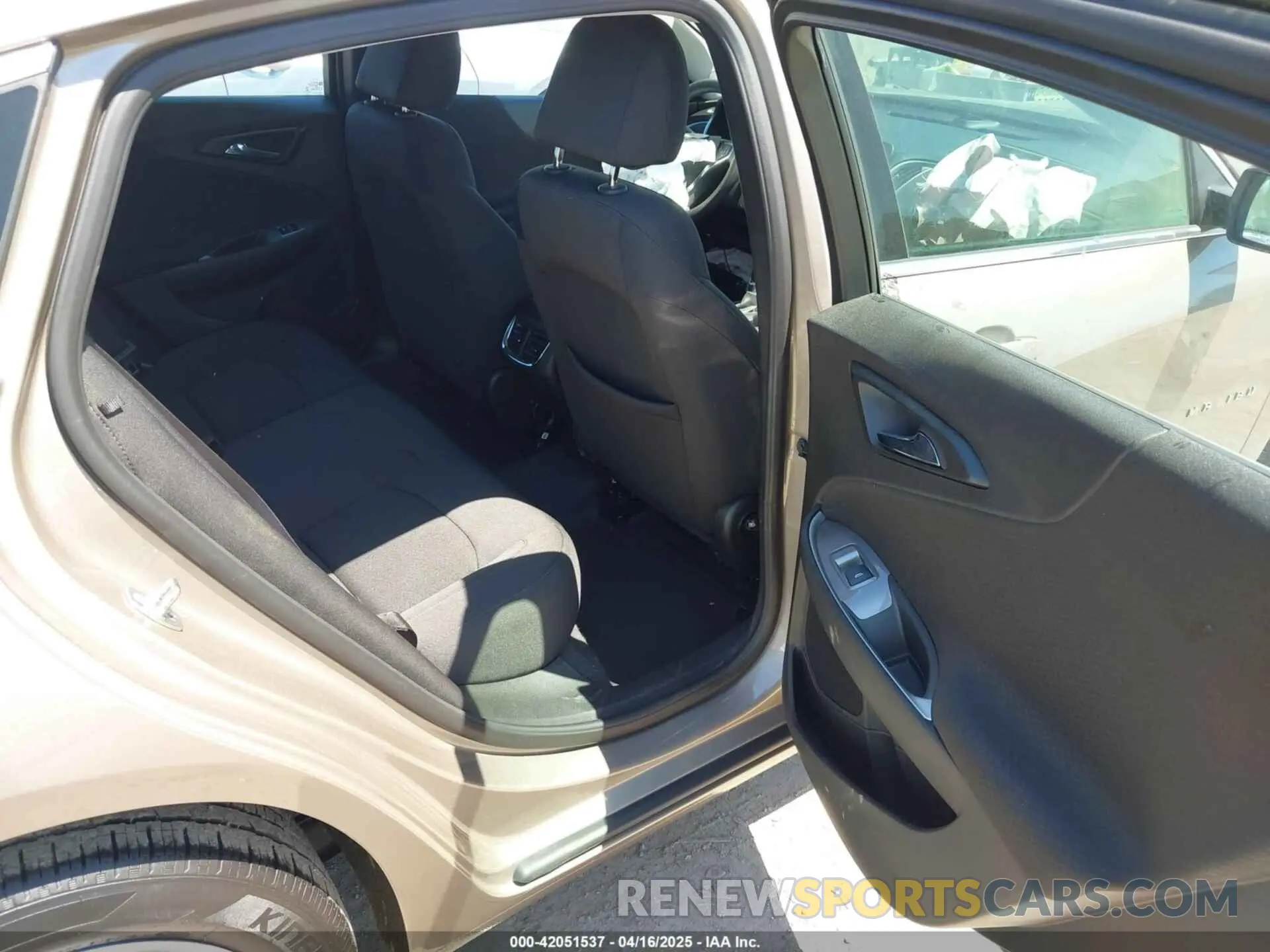 8 Photograph of a damaged car 1G1ZD5ST8RF223163 CHEVROLET MALIBU 2024