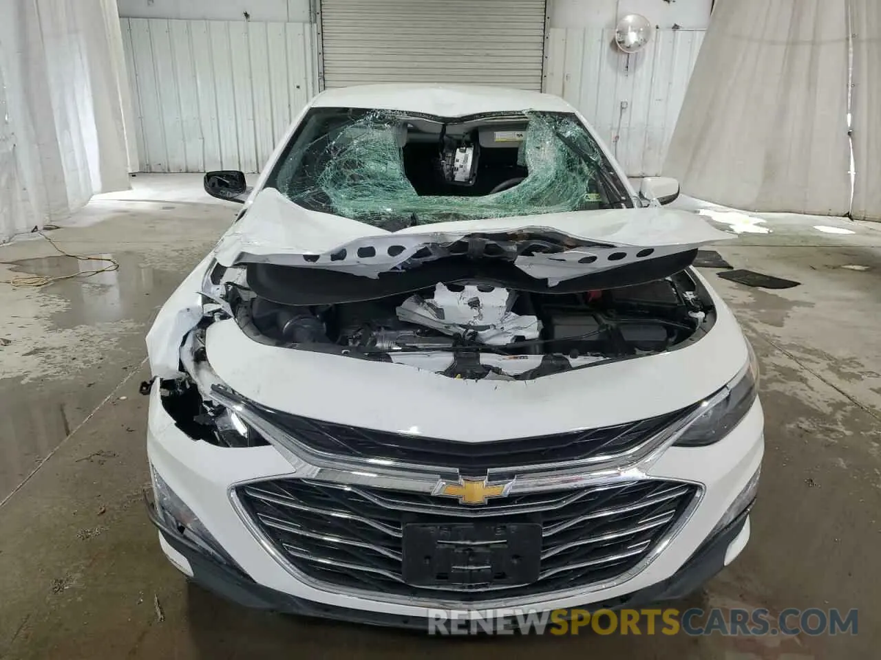5 Photograph of a damaged car 1G1ZD5ST9RF184180 CHEVROLET MALIBU 2024