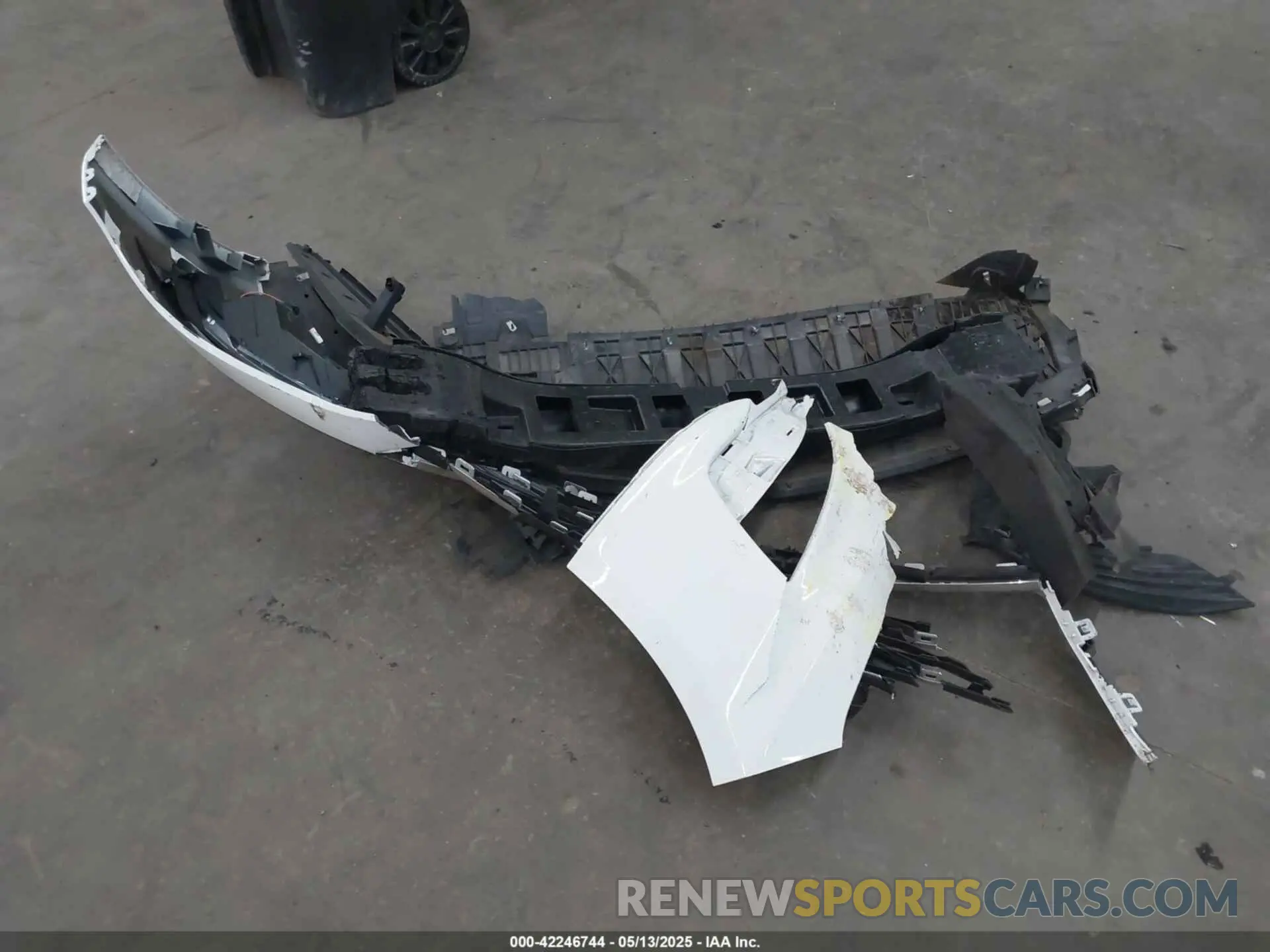 12 Photograph of a damaged car 1G1ZD5STXRF124425 CHEVROLET MALIBU 2024