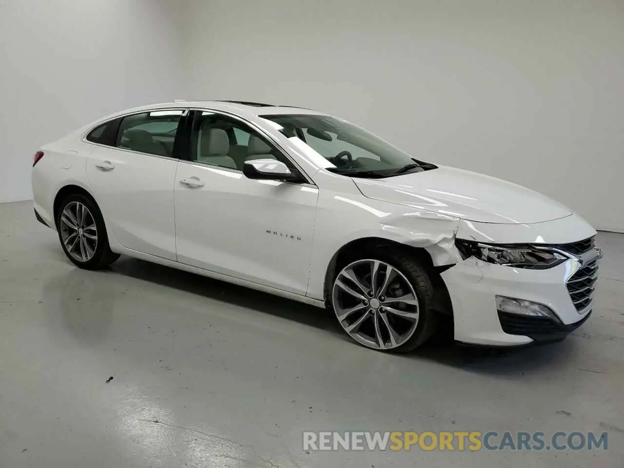4 Photograph of a damaged car 1G1ZE5ST1RF161148 CHEVROLET MALIBU 2024