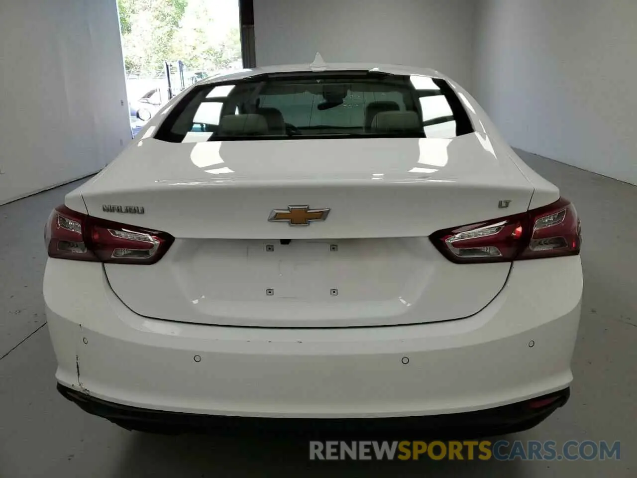 6 Photograph of a damaged car 1G1ZE5ST1RF161148 CHEVROLET MALIBU 2024