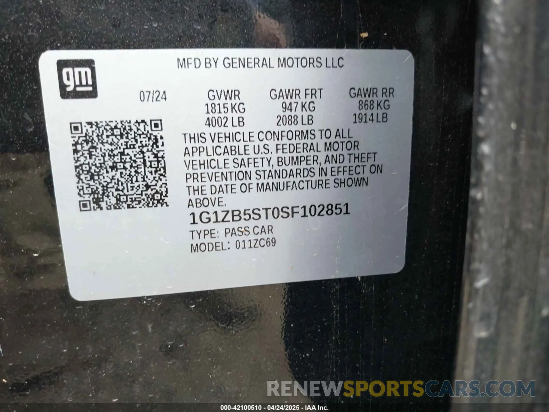 9 Photograph of a damaged car 1G1ZB5ST0SF102851 CHEVROLET MALIBU 2025
