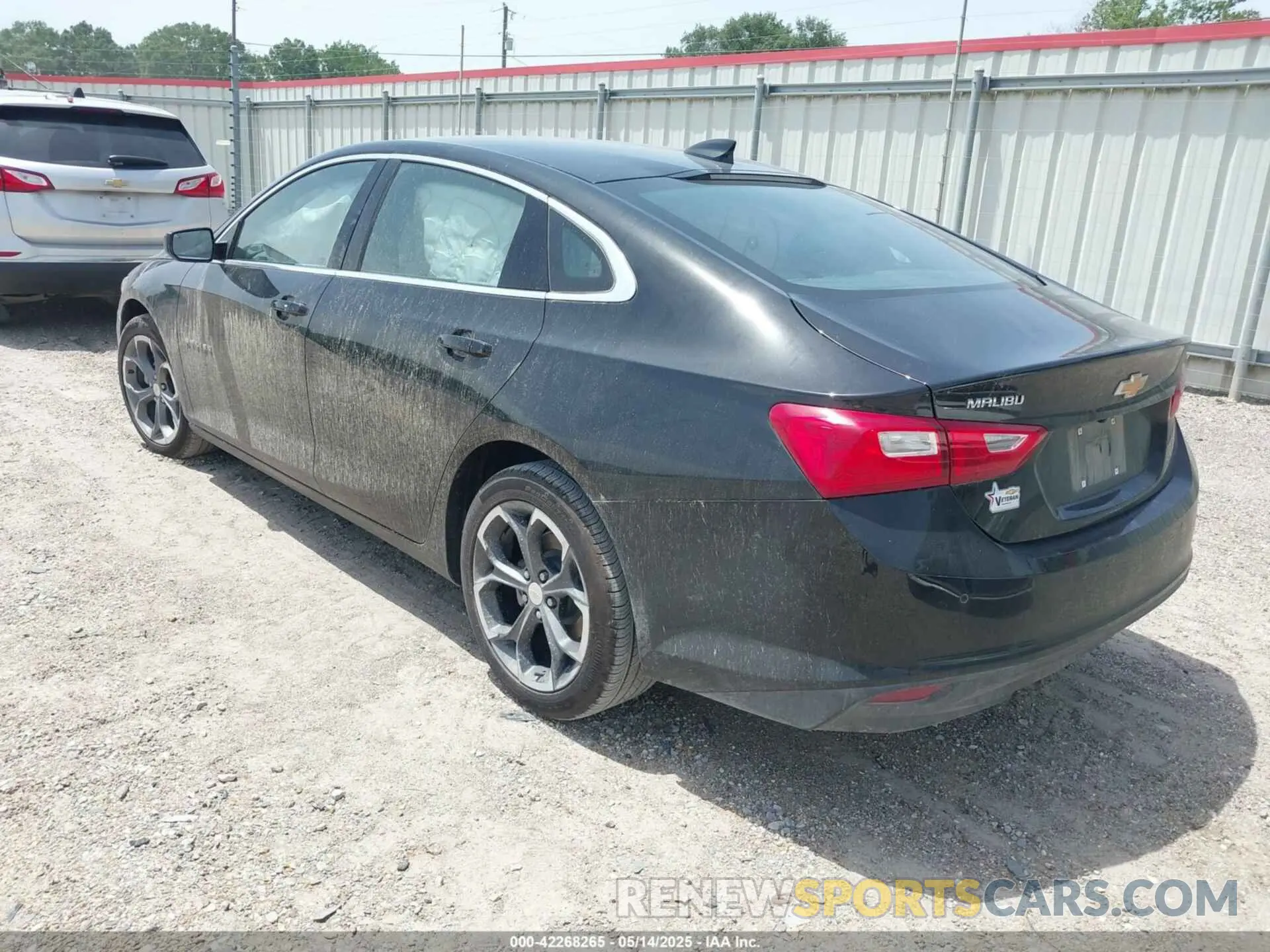 3 Фотография поврежденного автомобиля 1G1ZD5ST0SF103296 CHEVROLET MALIBU 2025