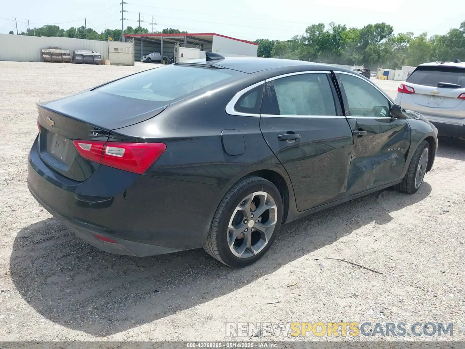 4 Фотография поврежденного автомобиля 1G1ZD5ST0SF103296 CHEVROLET MALIBU 2025