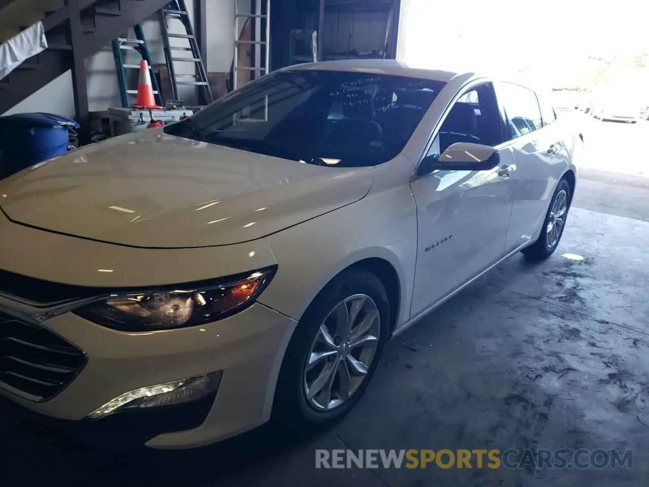 1 Фотография поврежденного автомобиля 1G1ZD5ST2SF154329 CHEVROLET MALIBU 2025