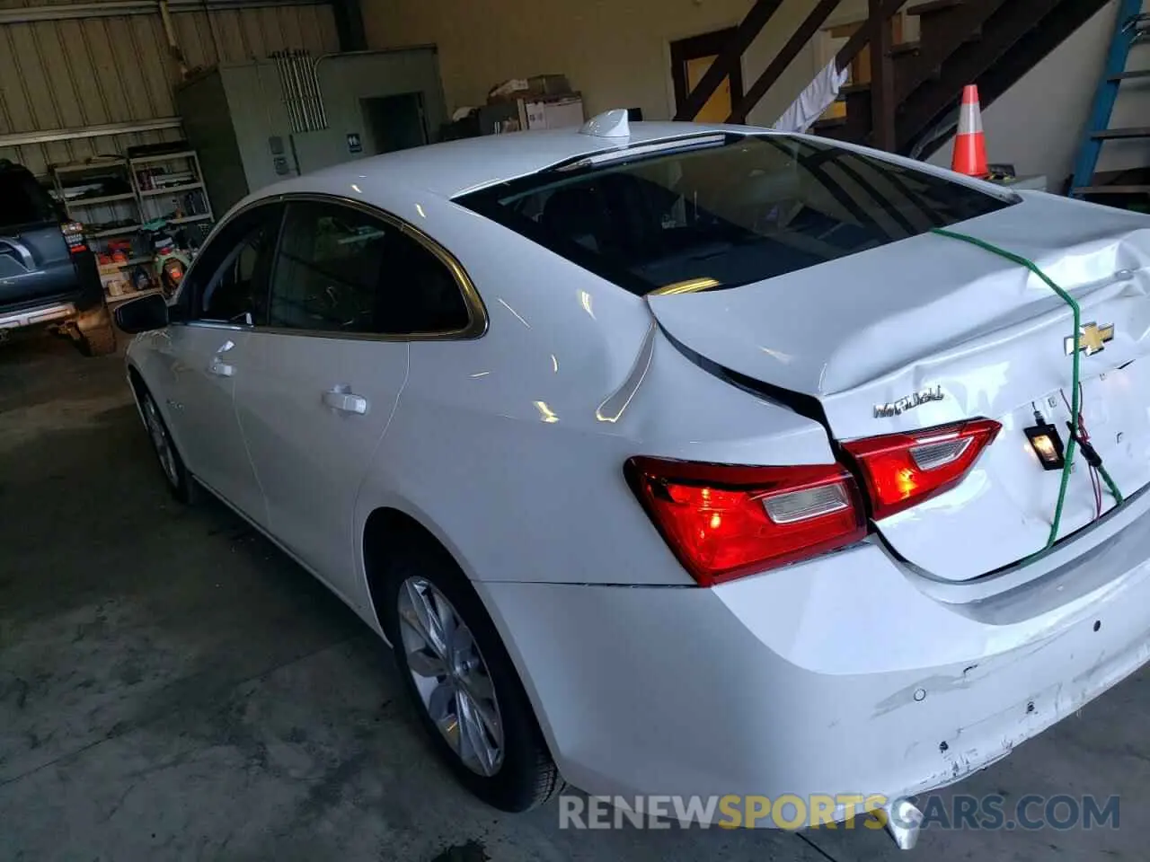 2 Фотография поврежденного автомобиля 1G1ZD5ST2SF154329 CHEVROLET MALIBU 2025