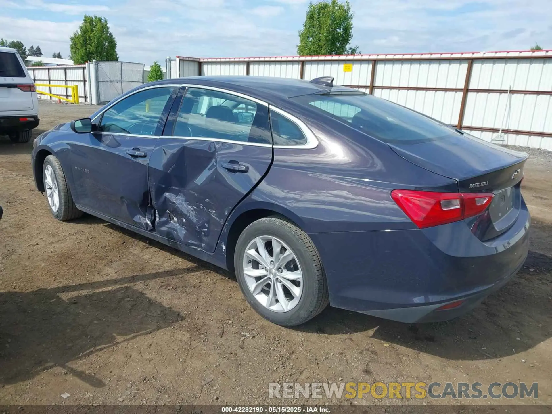 3 Фотография поврежденного автомобиля 1G1ZD5ST3SF139662 CHEVROLET MALIBU 2025