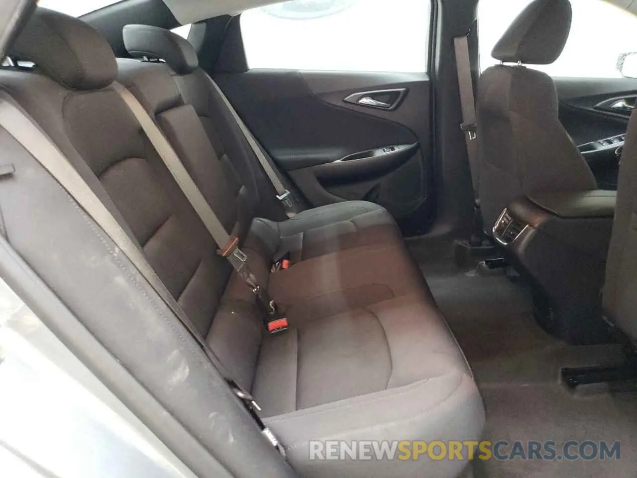 10 Photograph of a damaged car 1G1ZD5ST4SF120442 CHEVROLET MALIBU 2025