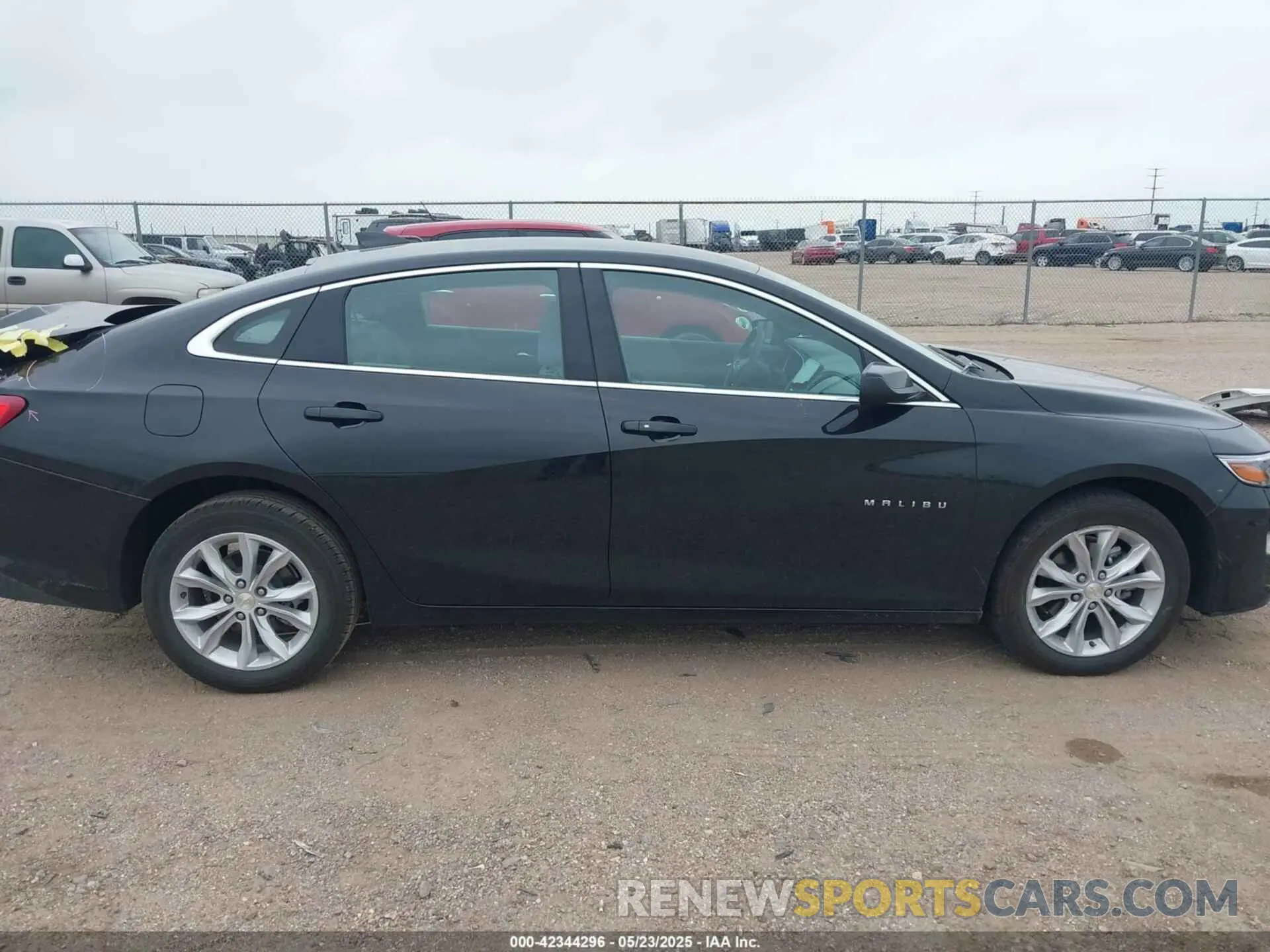 13 Photograph of a damaged car 1G1ZD5ST4SF122045 CHEVROLET MALIBU 2025
