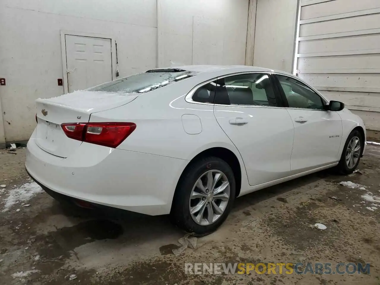 3 Фотография поврежденного автомобиля 1G1ZD5ST7SF143374 CHEVROLET MALIBU 2025