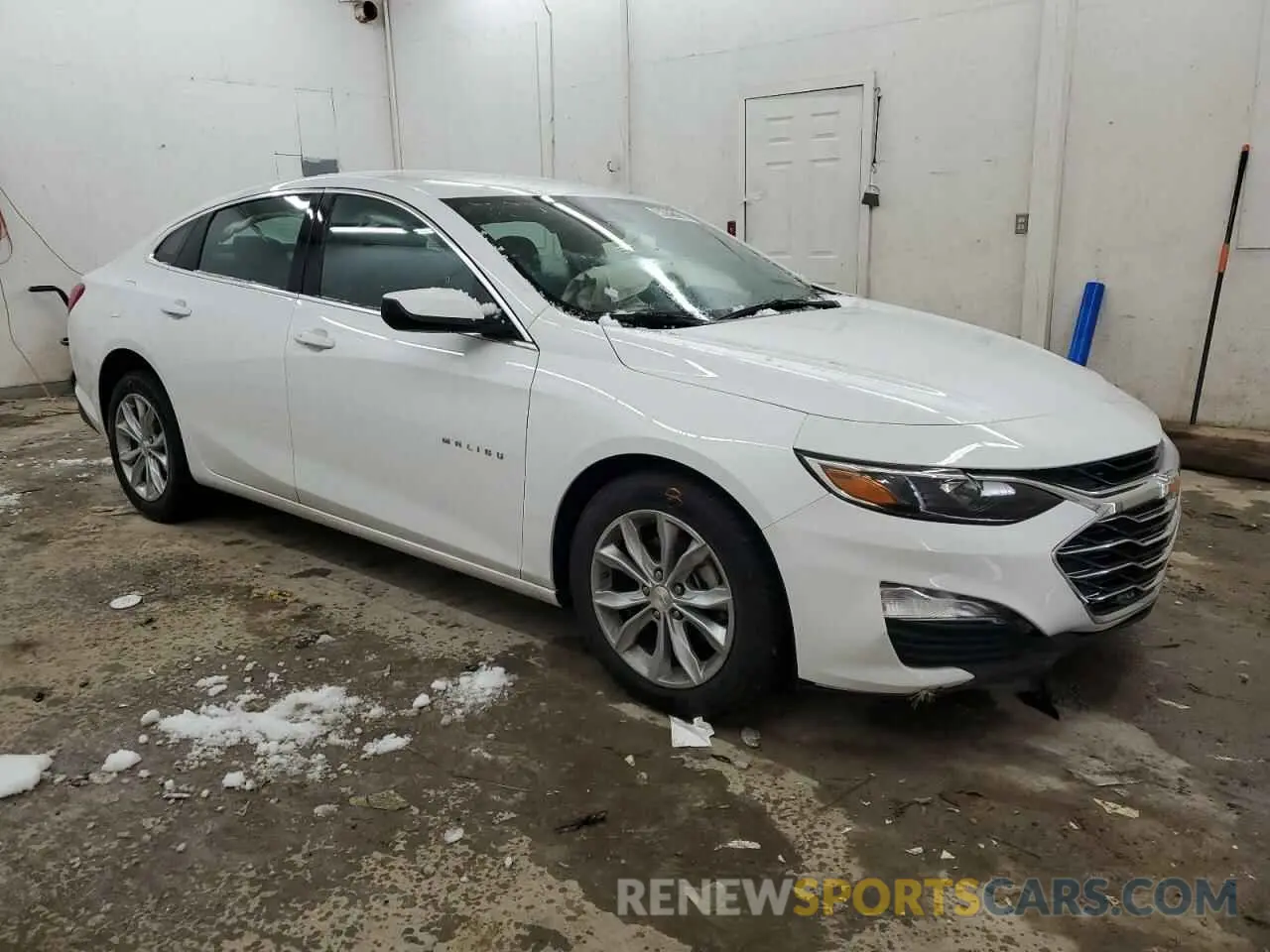 4 Фотография поврежденного автомобиля 1G1ZD5ST7SF143374 CHEVROLET MALIBU 2025