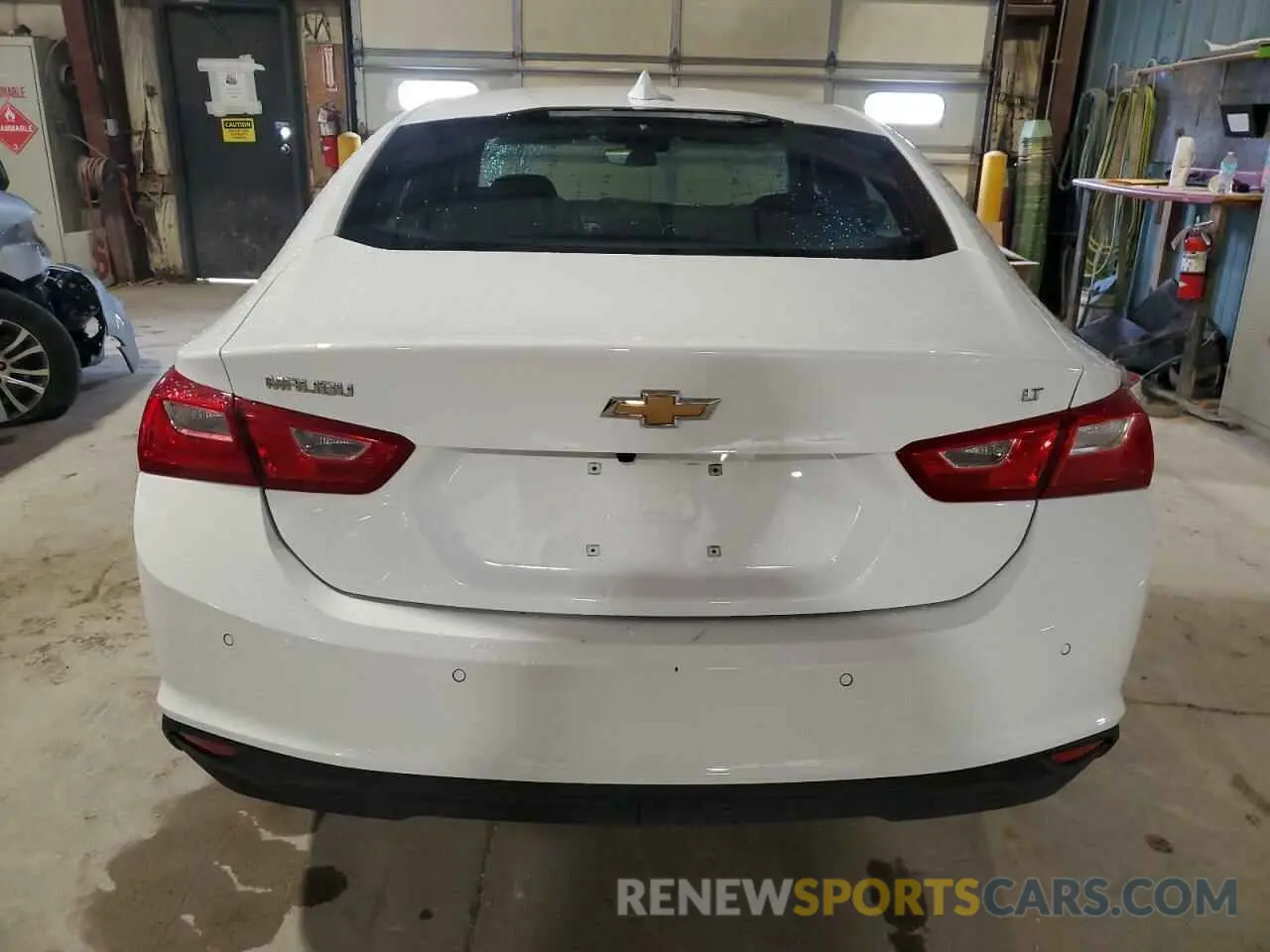 6 Фотография поврежденного автомобиля 1G1ZD5ST8SF127345 CHEVROLET MALIBU 2025