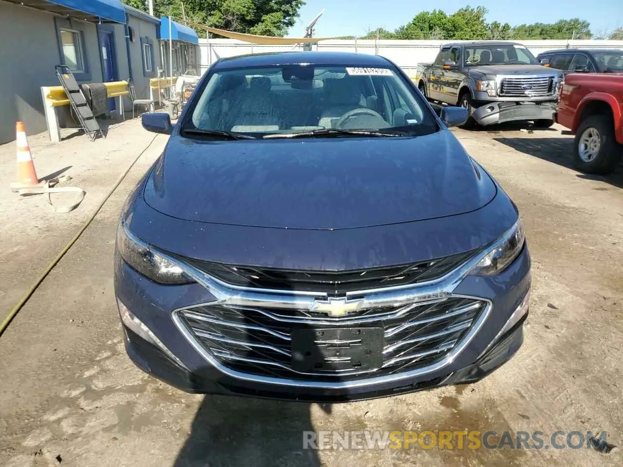5 Фотография поврежденного автомобиля 1G1ZD5ST8SF150558 CHEVROLET MALIBU 2025