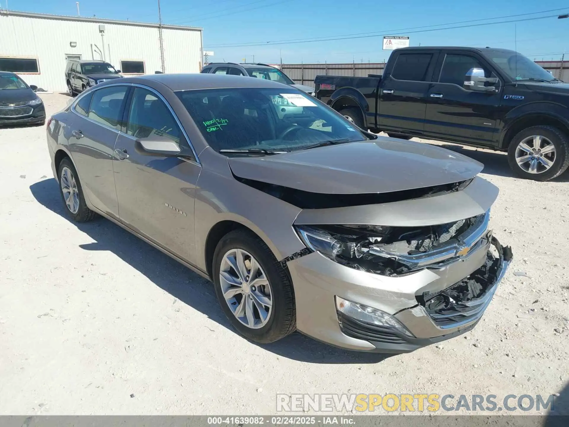 1 Фотография поврежденного автомобиля 1G1ZD5ST9SF137334 CHEVROLET MALIBU 2025