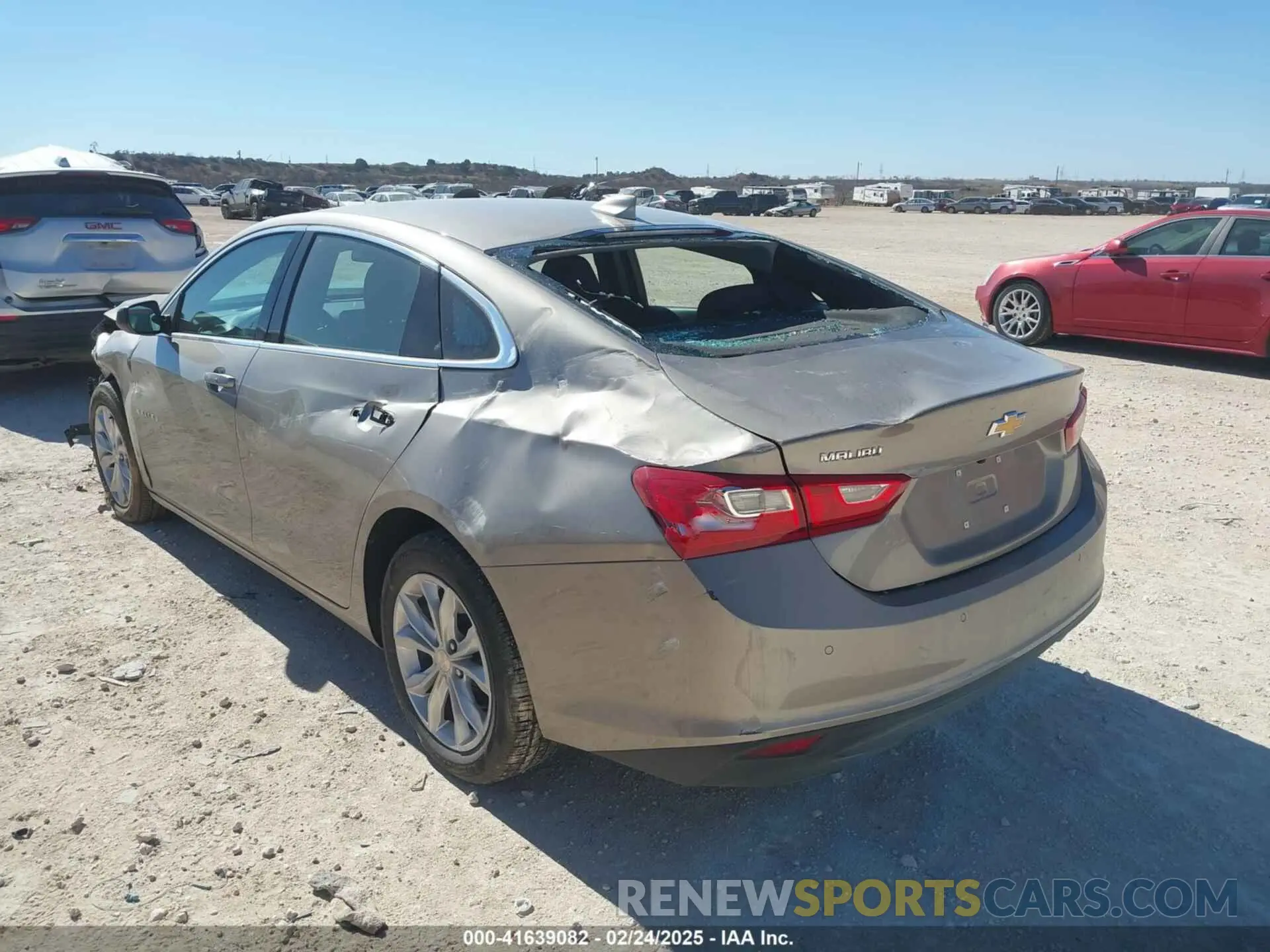 3 Фотография поврежденного автомобиля 1G1ZD5ST9SF137334 CHEVROLET MALIBU 2025