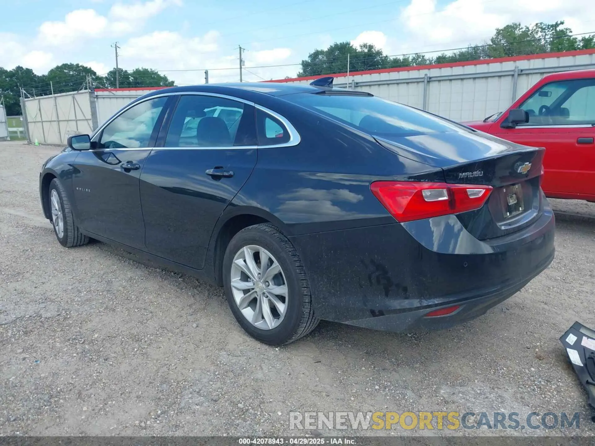 3 Фотография поврежденного автомобиля 1G1ZD5STXSF130988 CHEVROLET MALIBU 2025