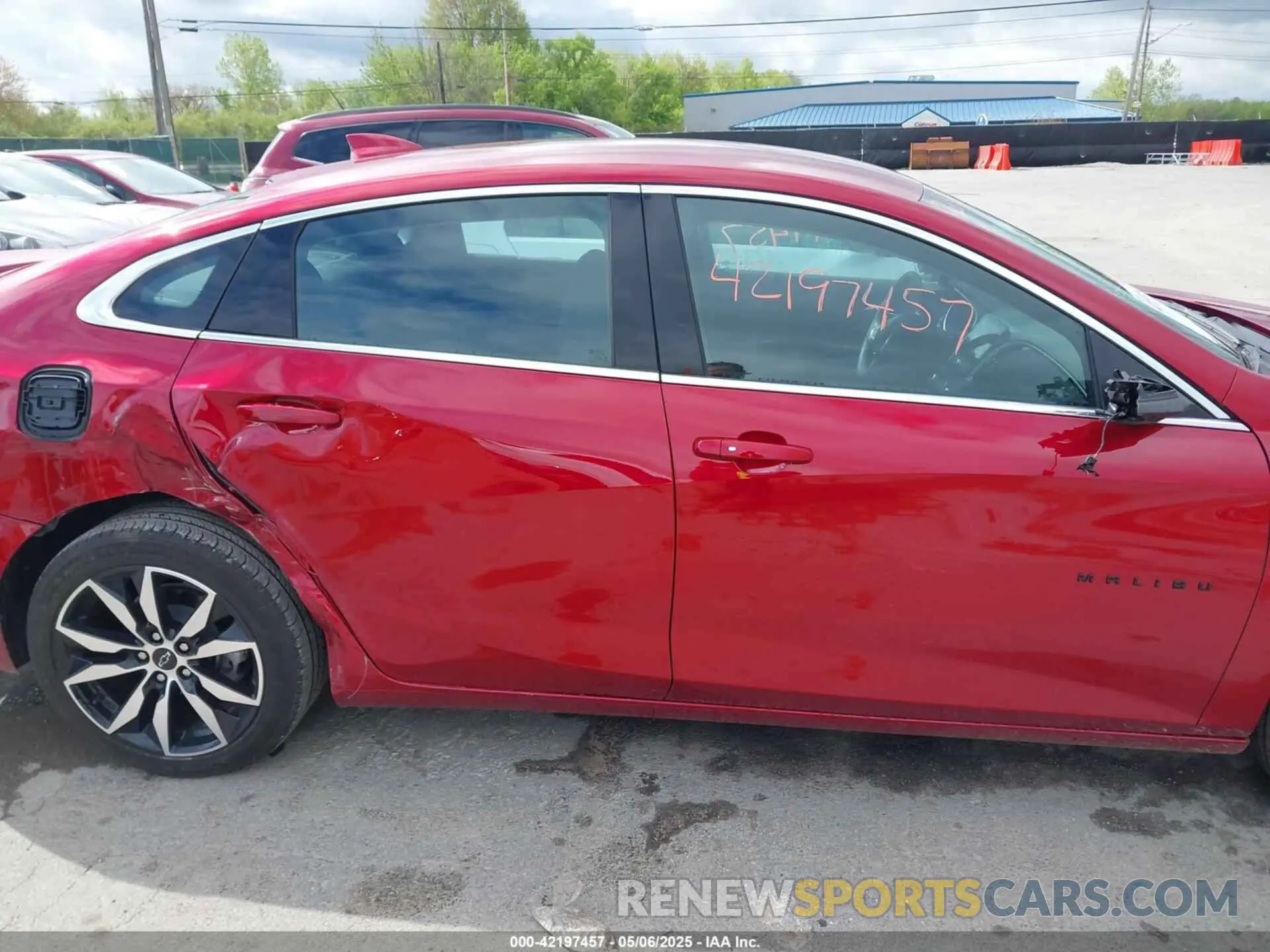13 Photograph of a damaged car 1G1ZG5ST2SF150806 CHEVROLET MALIBU 2025