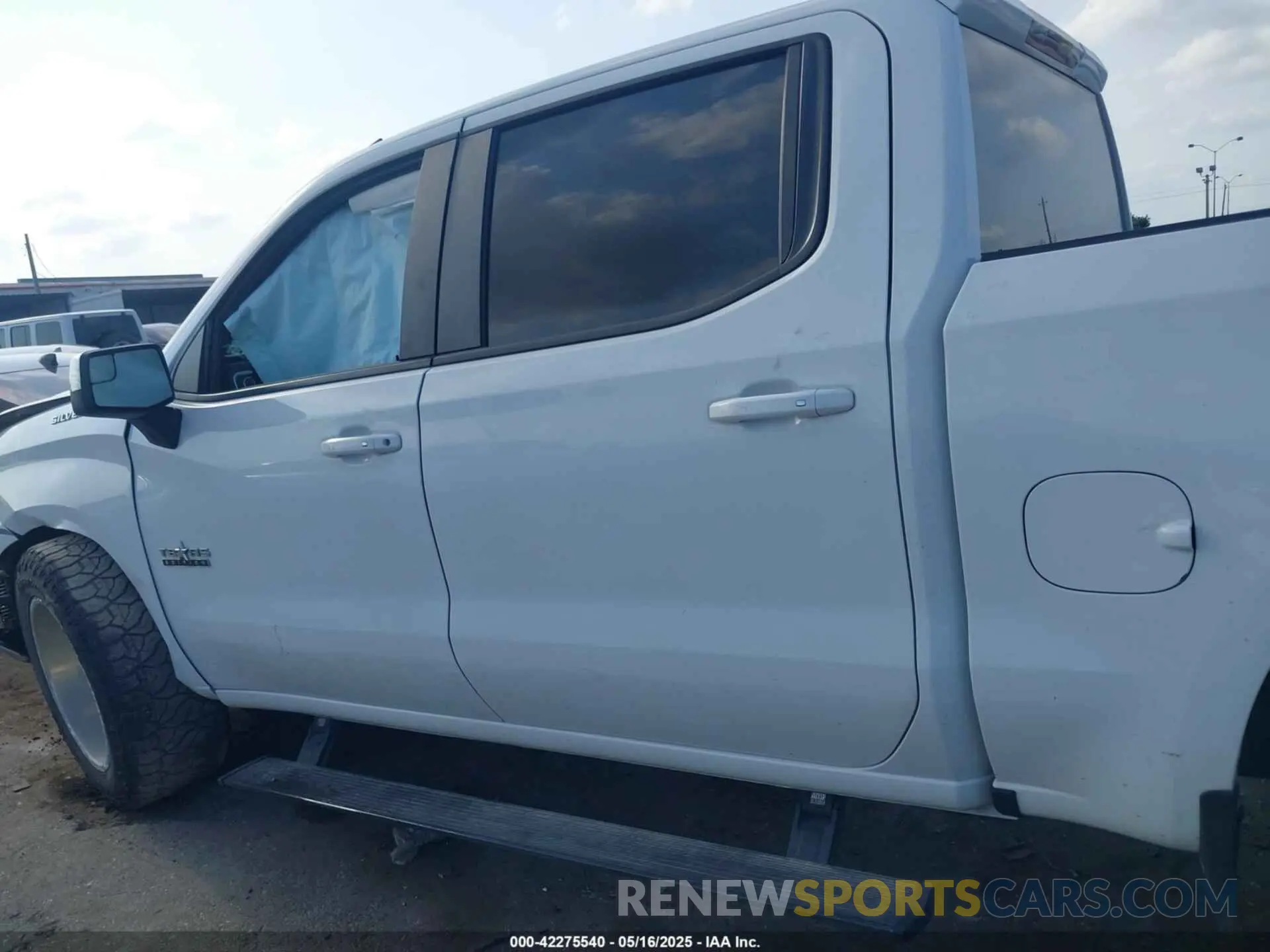 13 Photograph of a damaged car 1GCPWCED0KZ139909 CHEVROLET SILVERADO 1500 2019
