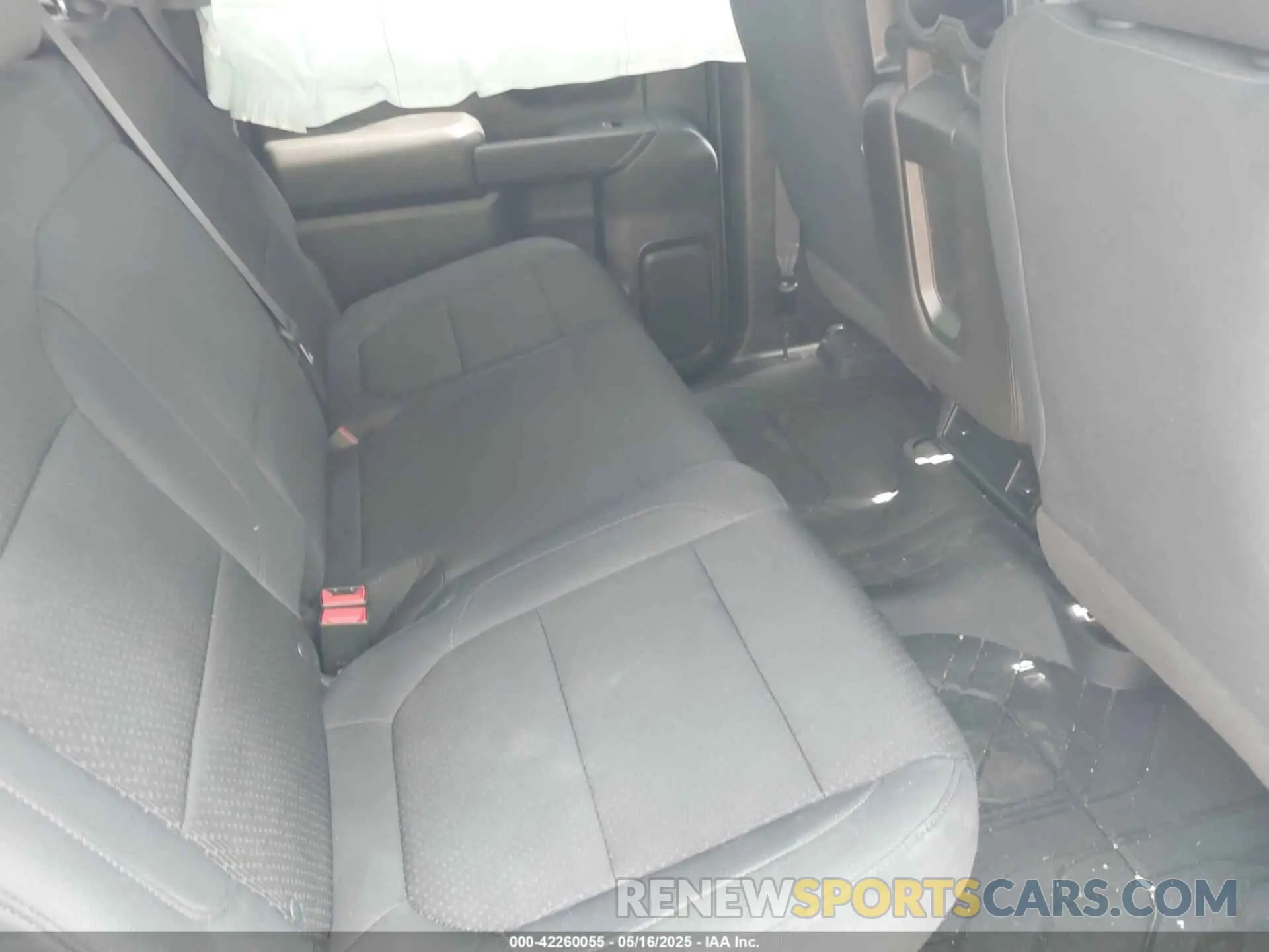 8 Photograph of a damaged car 1GCPYBEH4KZ227191 CHEVROLET SILVERADO 1500 2019