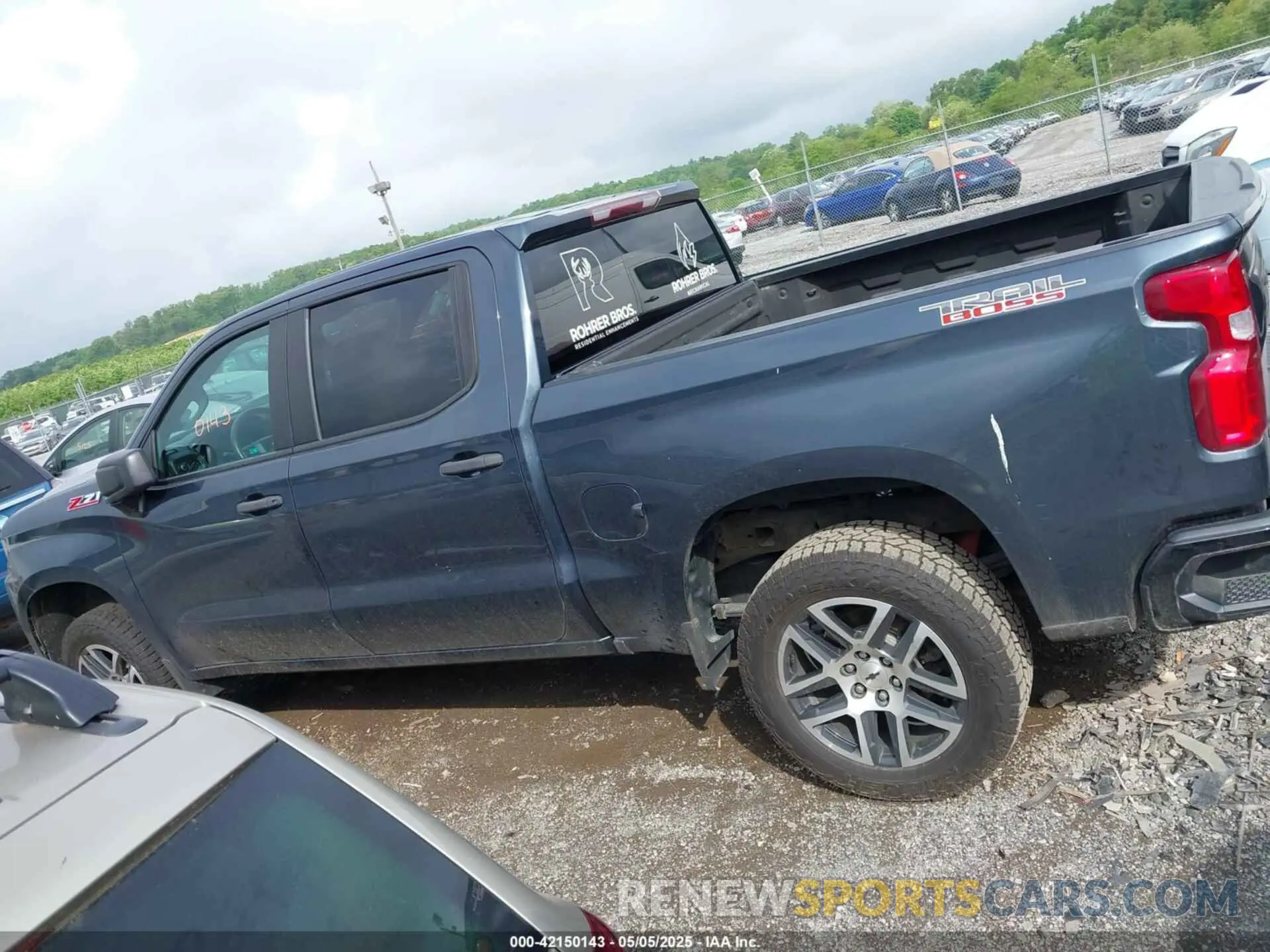 14 Photograph of a damaged car 1GCPYCEF7KZ373217 CHEVROLET SILVERADO 1500 2019