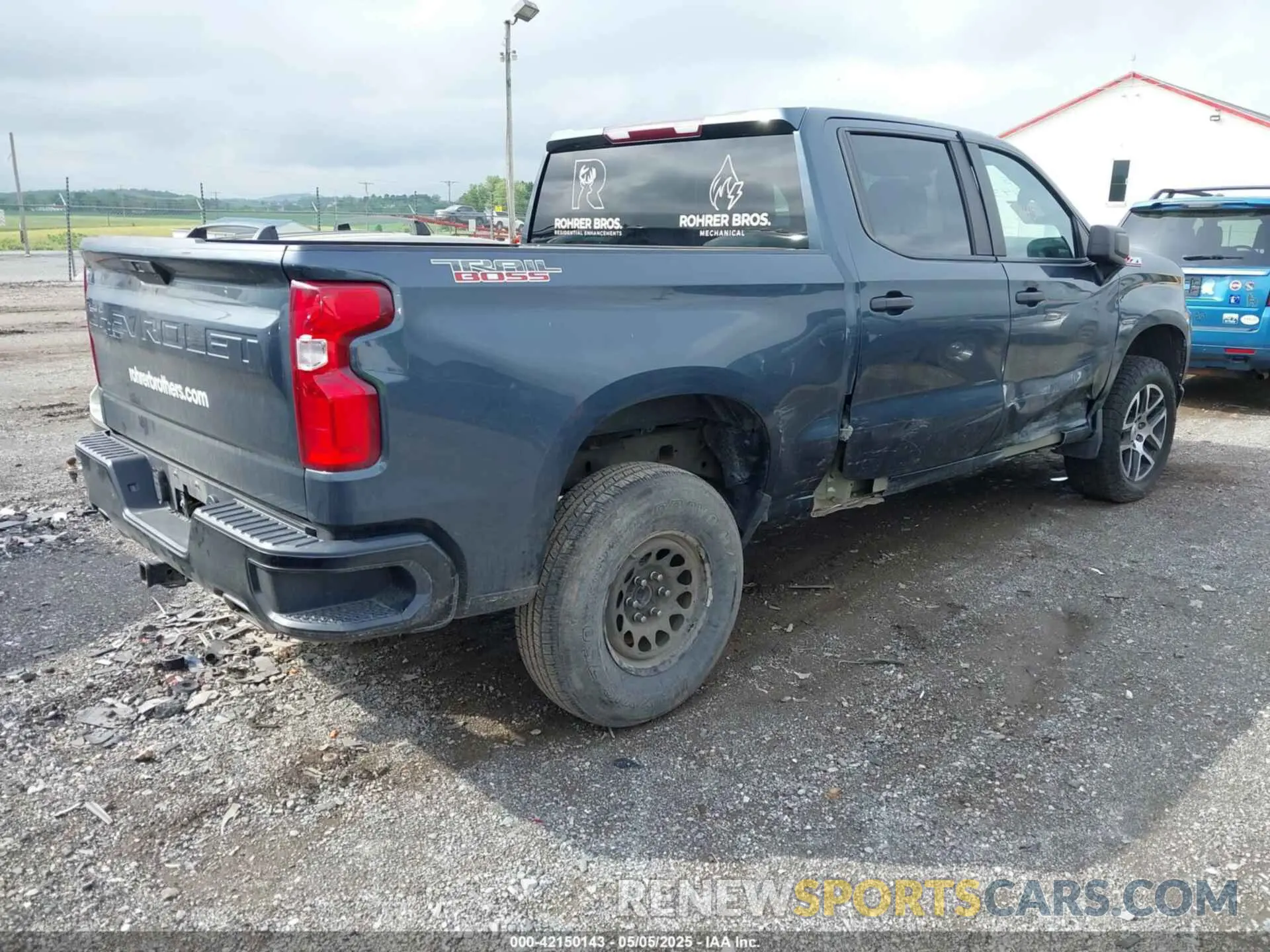 4 Photograph of a damaged car 1GCPYCEF7KZ373217 CHEVROLET SILVERADO 1500 2019