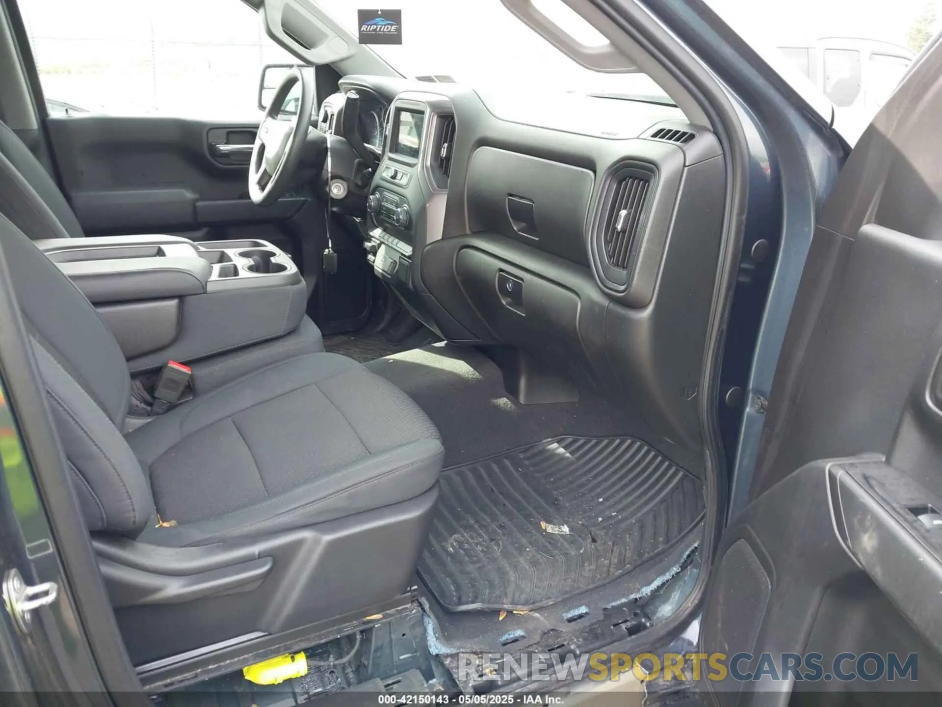 5 Photograph of a damaged car 1GCPYCEF7KZ373217 CHEVROLET SILVERADO 1500 2019