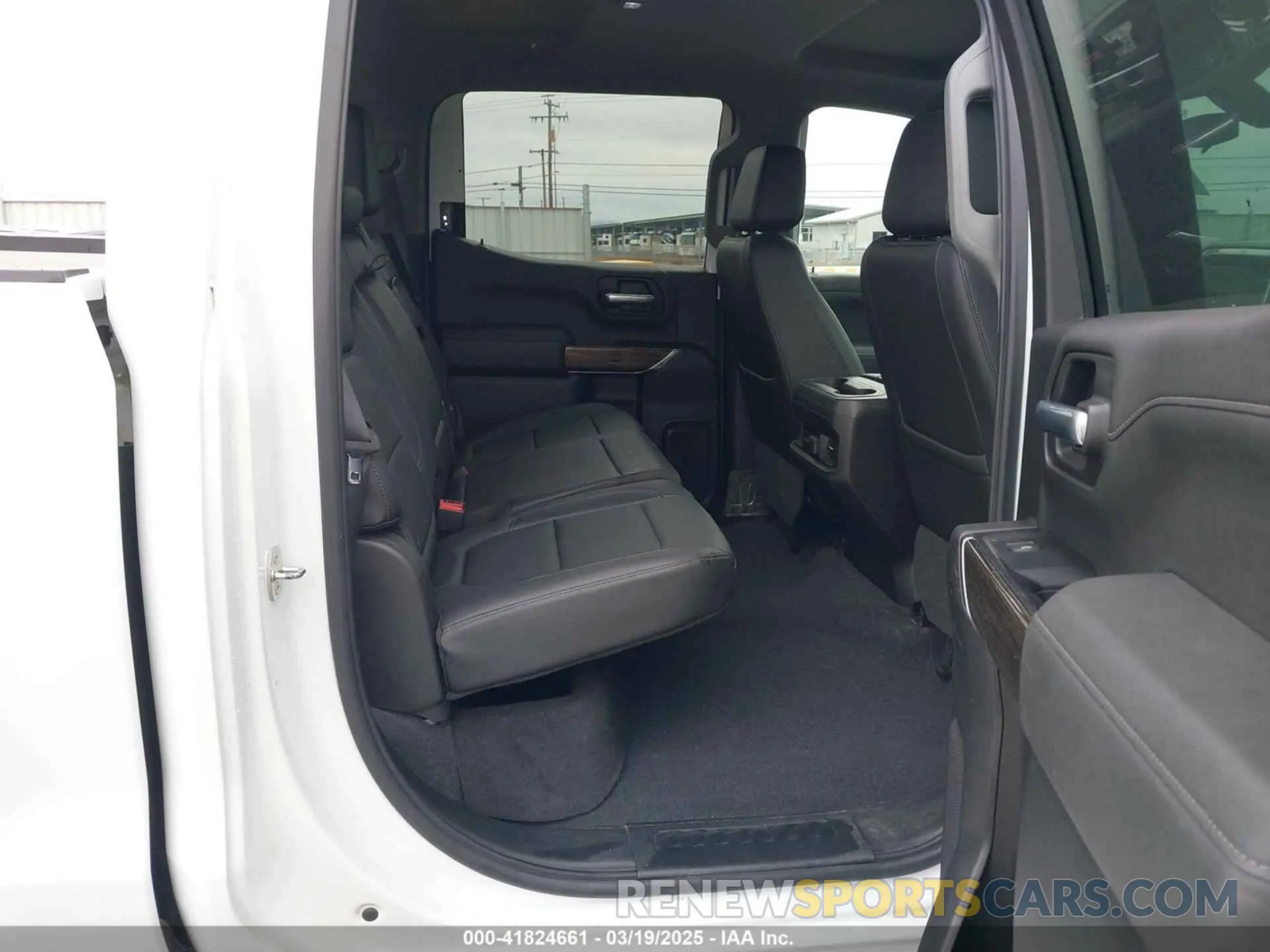 8 Photograph of a damaged car 1GCPYFED2KZ261473 CHEVROLET SILVERADO 1500 2019