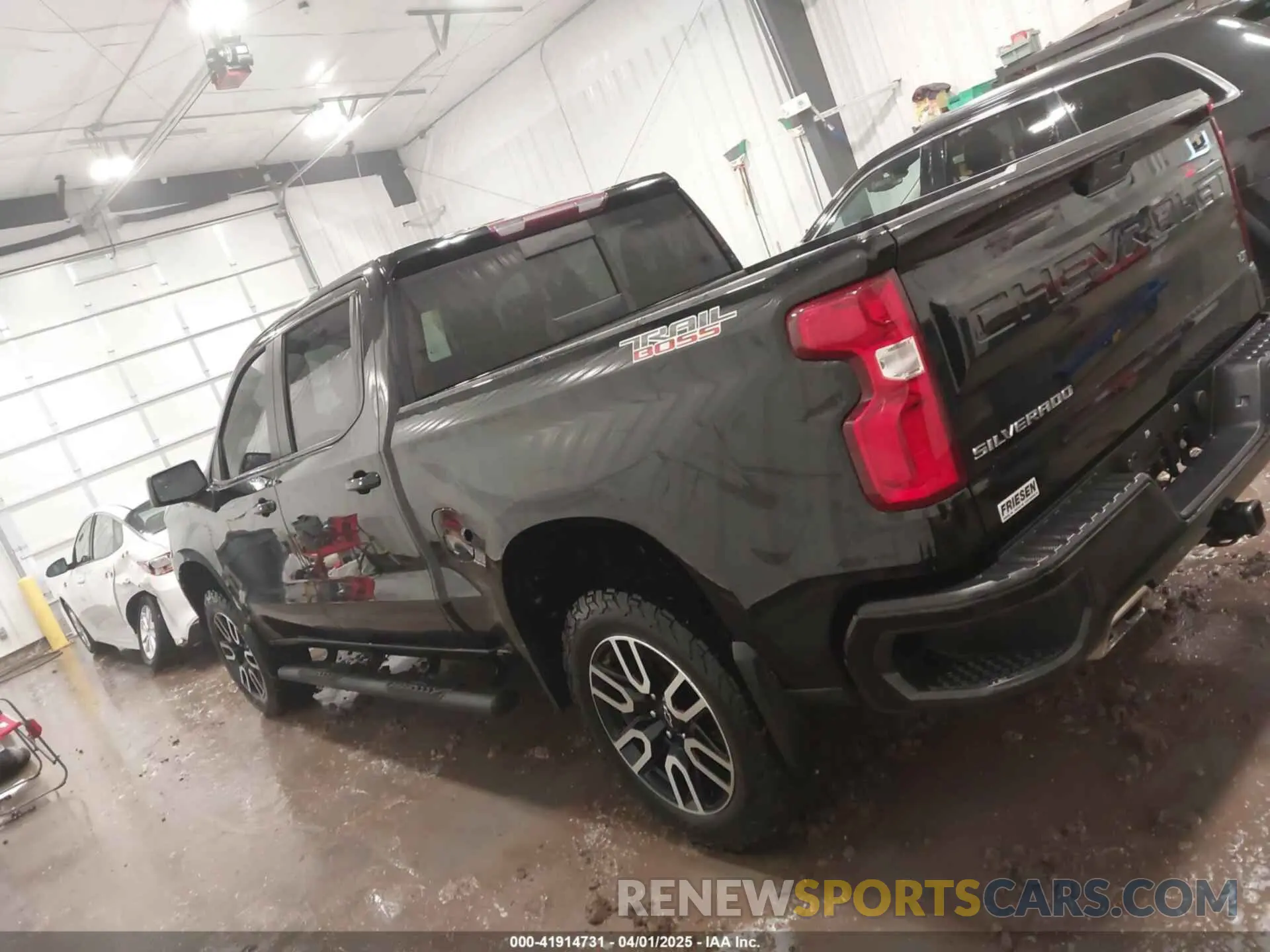 15 Photograph of a damaged car 1GCPYFED8KZ377552 CHEVROLET SILVERADO 1500 2019
