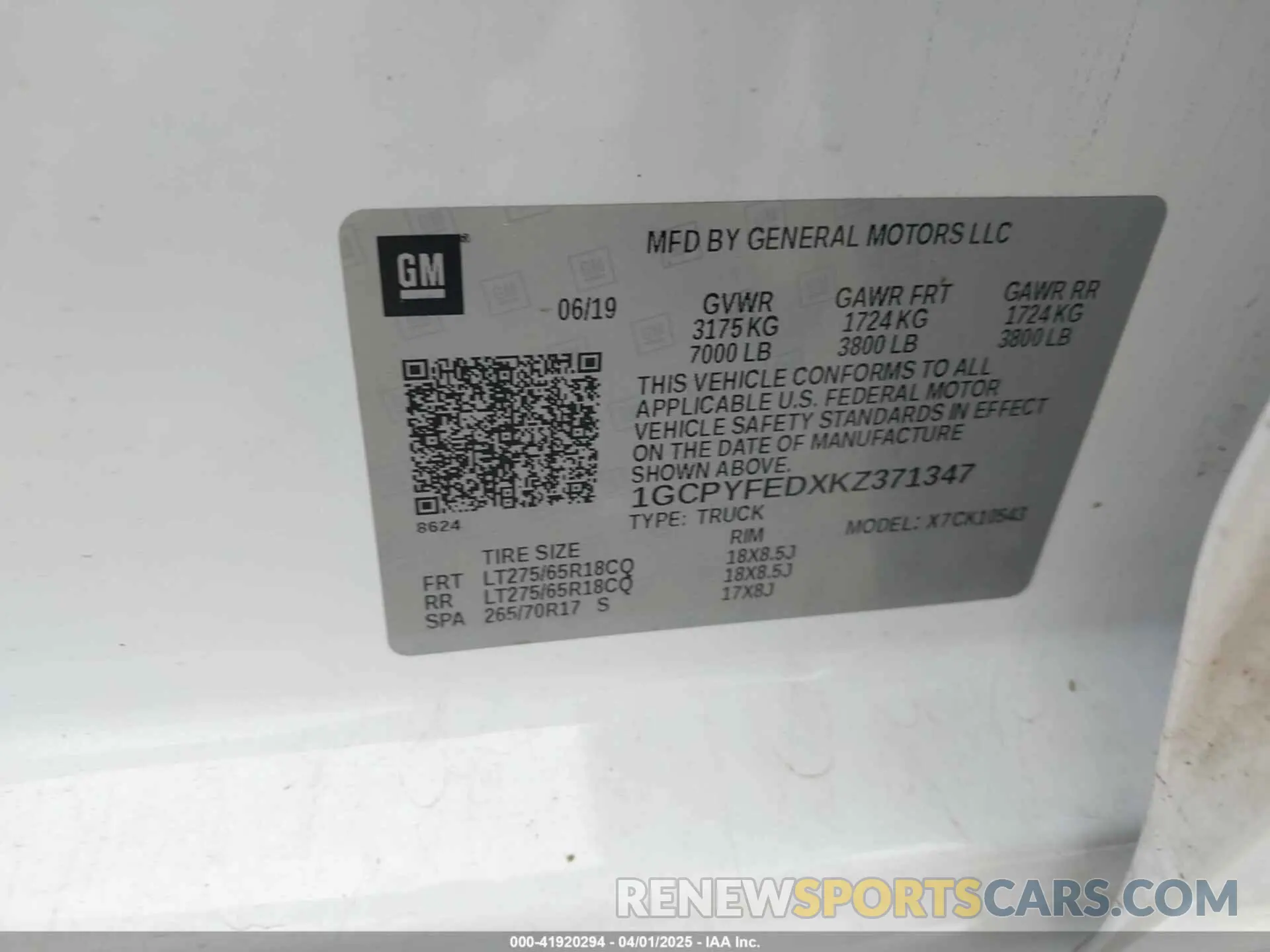 9 Photograph of a damaged car 1GCPYFEDXKZ371347 CHEVROLET SILVERADO 1500 2019