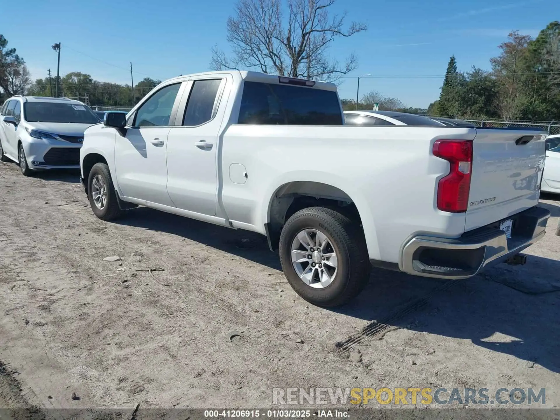 3 Фотография поврежденного автомобиля 1GCRWCEK8KZ194308 CHEVROLET SILVERADO 1500 2019