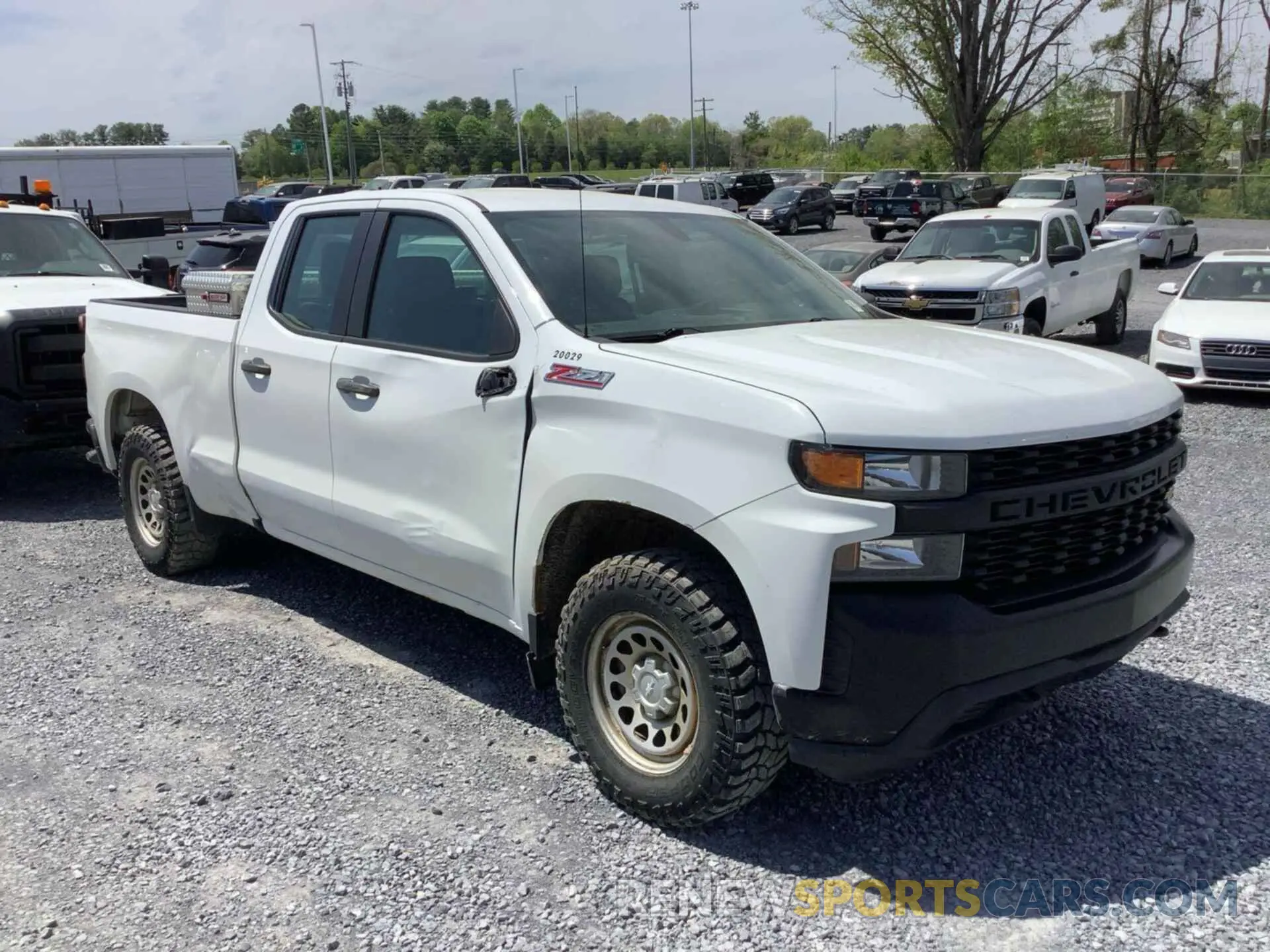 21 Photograph of a damaged car 1GCRYAEF9KZ257806 CHEVROLET SILVERADO 1500 2019
