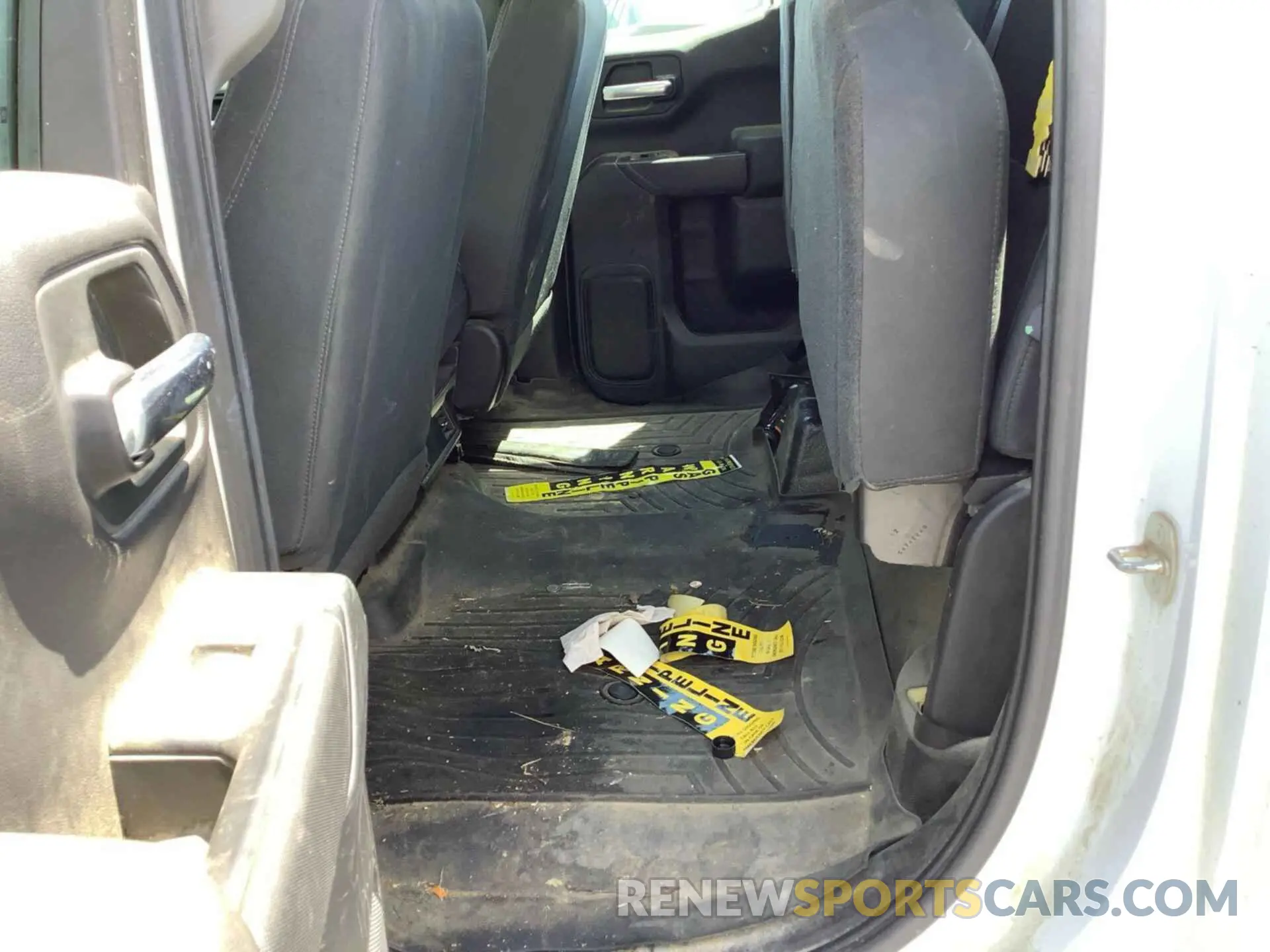 25 Photograph of a damaged car 1GCRYAEF9KZ257806 CHEVROLET SILVERADO 1500 2019