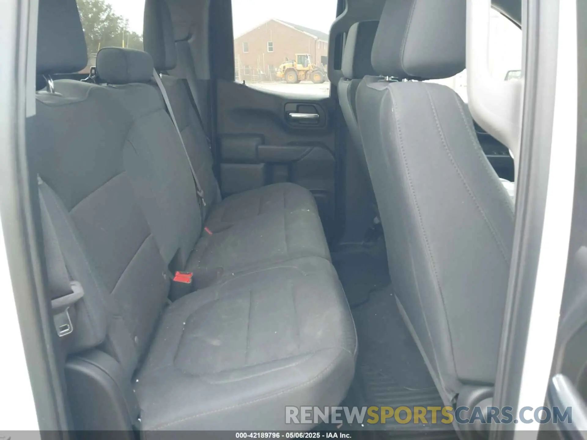 8 Фотография поврежденного автомобиля 1GCRYBEH2KZ403678 CHEVROLET SILVERADO 1500 2019