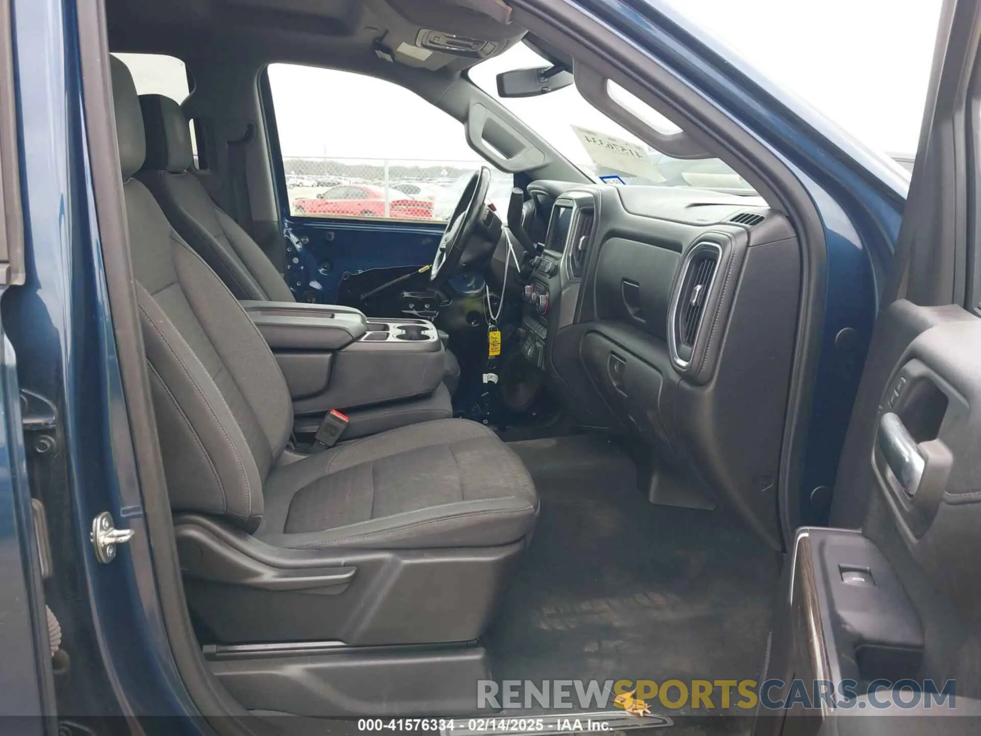 5 Photograph of a damaged car 1GCRYDED7KZ246898 CHEVROLET SILVERADO 1500 2019