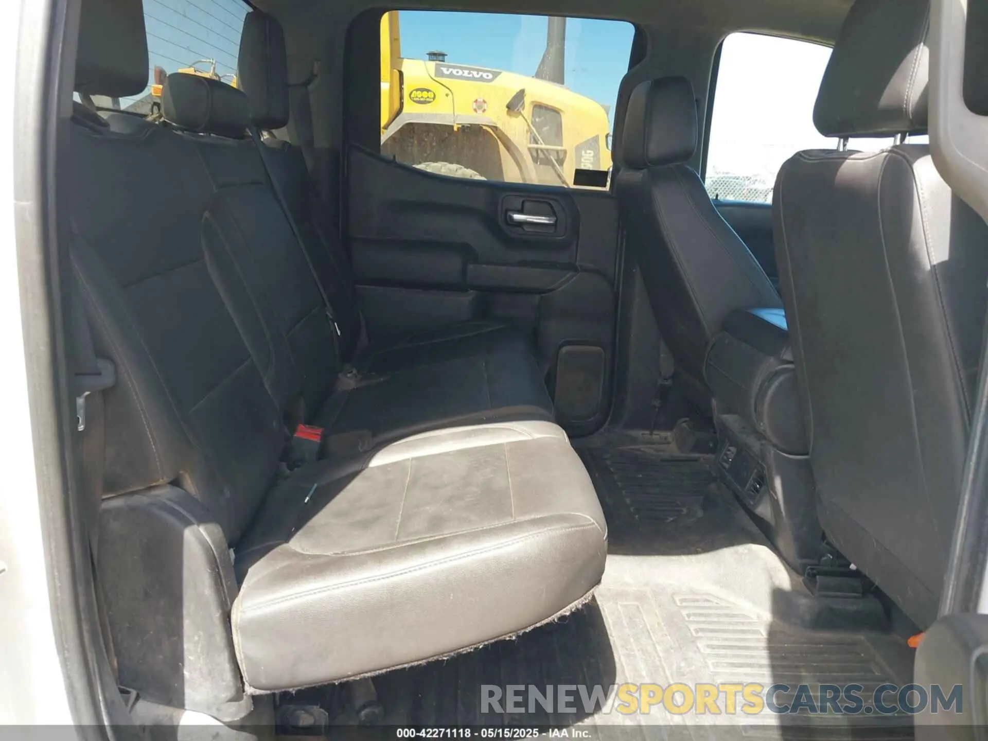 8 Фотография поврежденного автомобиля 1GCUYAEF3KZ309246 CHEVROLET SILVERADO 1500 2019