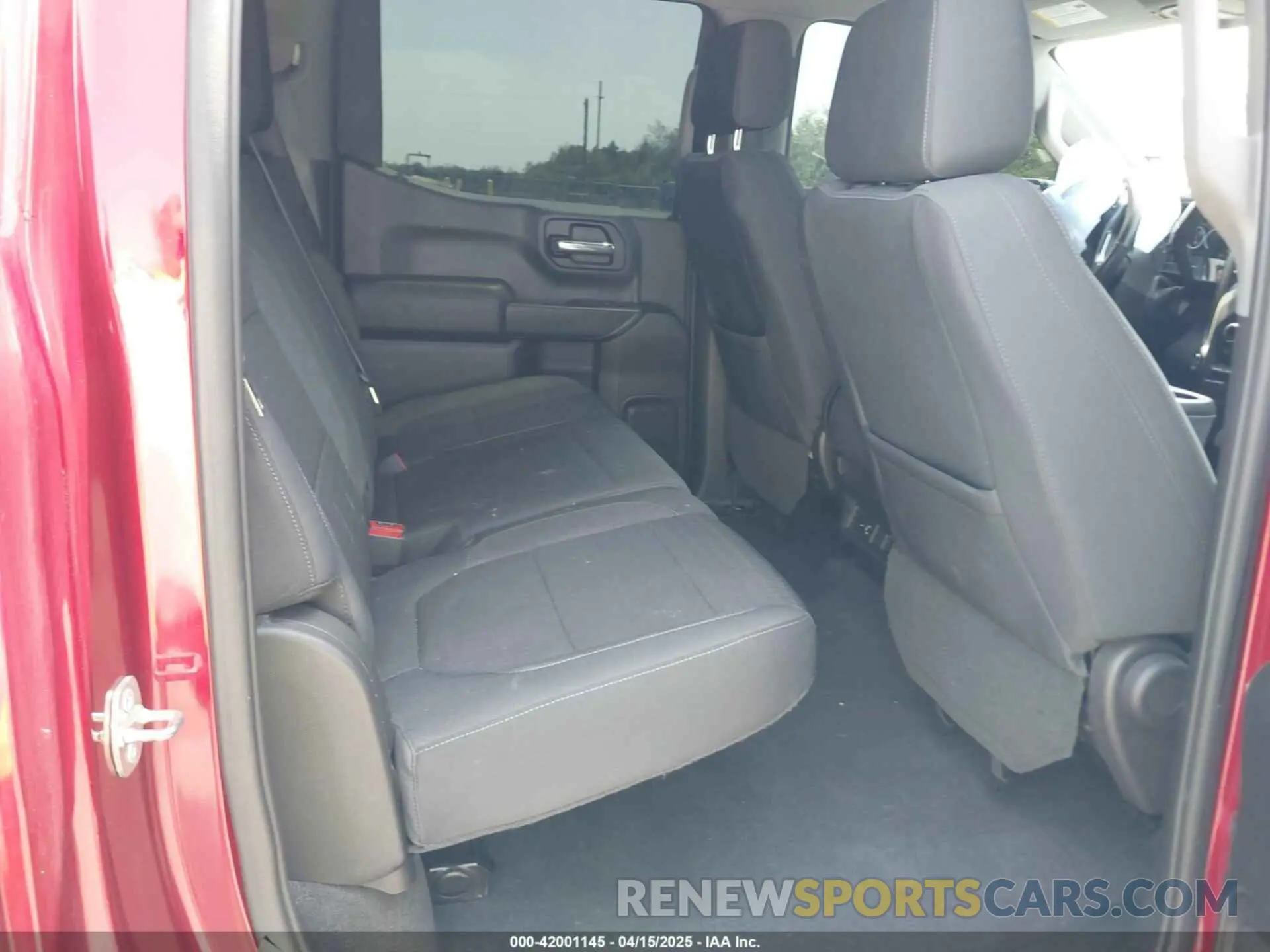 8 Фотография поврежденного автомобиля 1GCUYDED2KZ114061 CHEVROLET SILVERADO 1500 2019