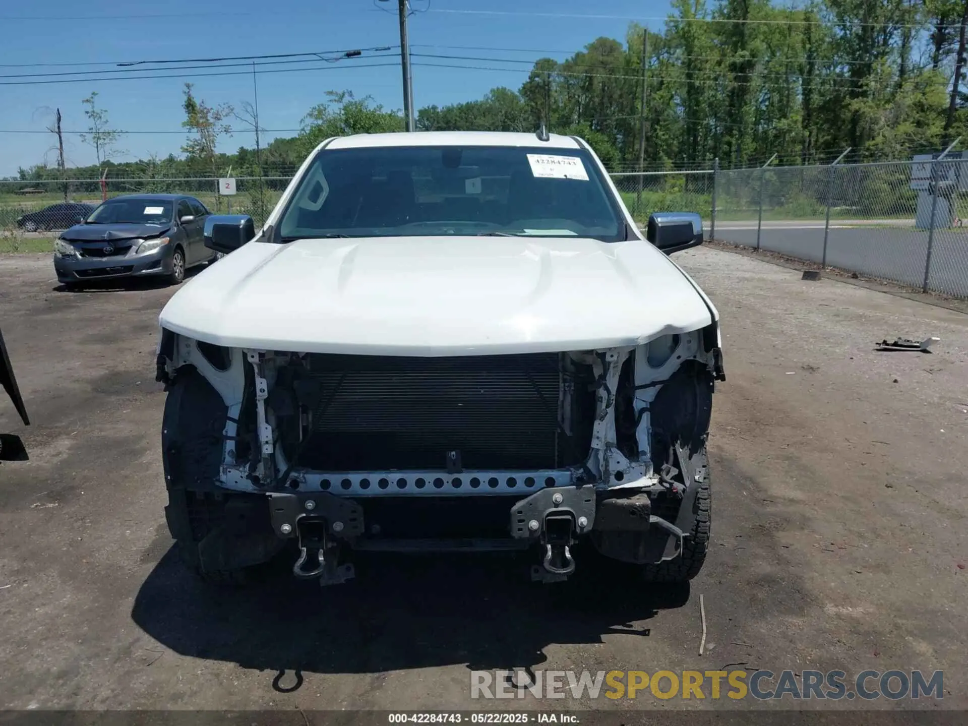 13 Фотография поврежденного автомобиля 1GCUYDED4KZ318148 CHEVROLET SILVERADO 1500 2019