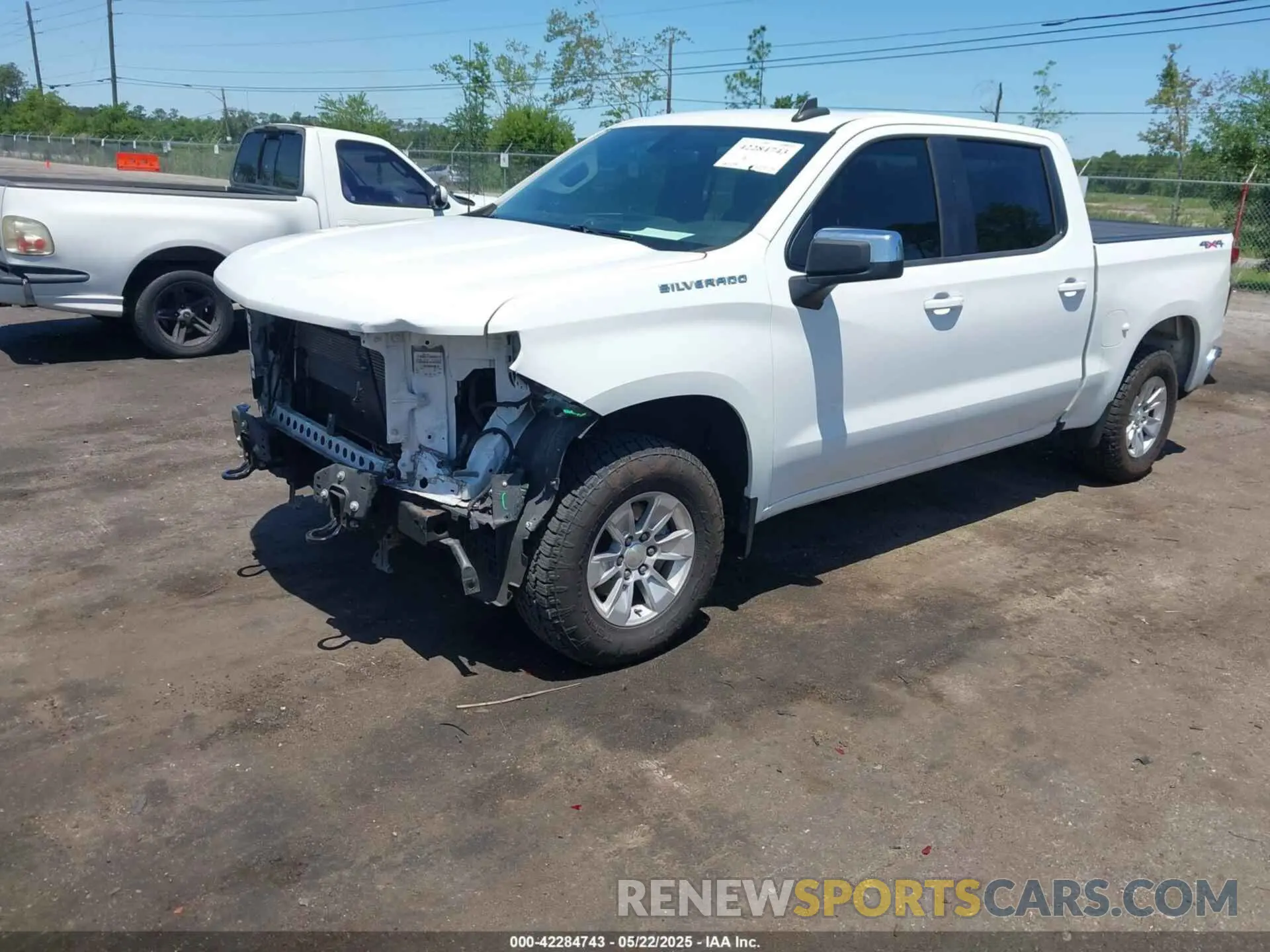 2 Фотография поврежденного автомобиля 1GCUYDED4KZ318148 CHEVROLET SILVERADO 1500 2019