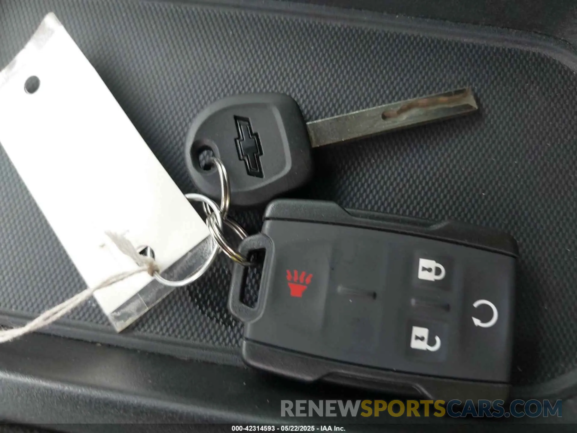 11 Photograph of a damaged car 1GCUYDEDXKZ300611 CHEVROLET SILVERADO 1500 2019