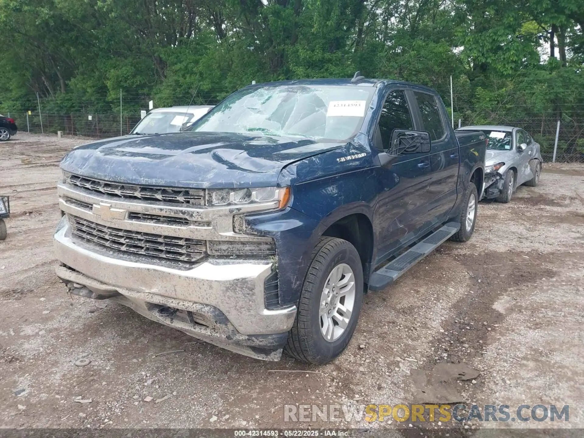 2 Photograph of a damaged car 1GCUYDEDXKZ300611 CHEVROLET SILVERADO 1500 2019