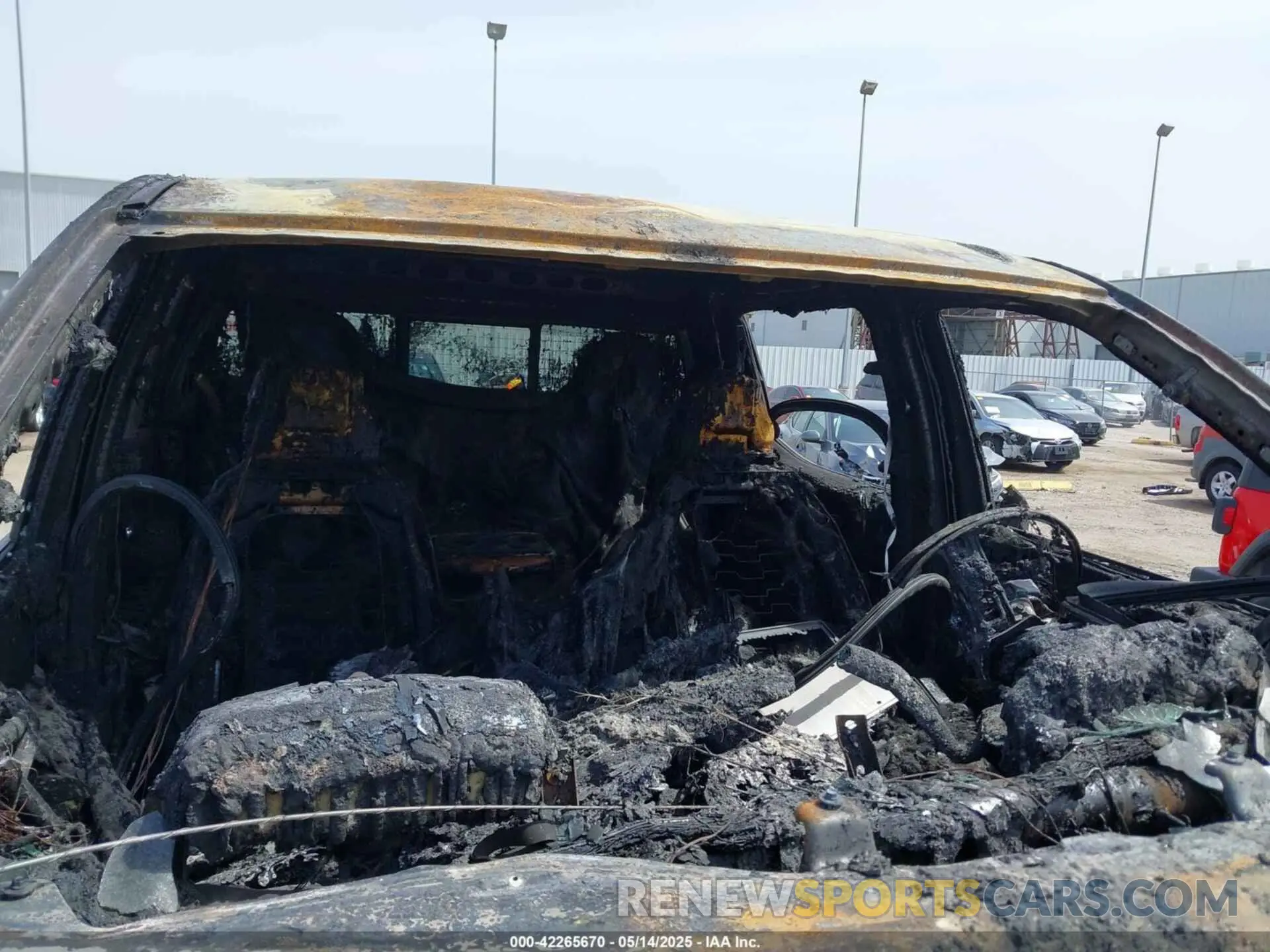 13 Photograph of a damaged car 1GCUYEED8KZ348906 CHEVROLET SILVERADO 1500 2019
