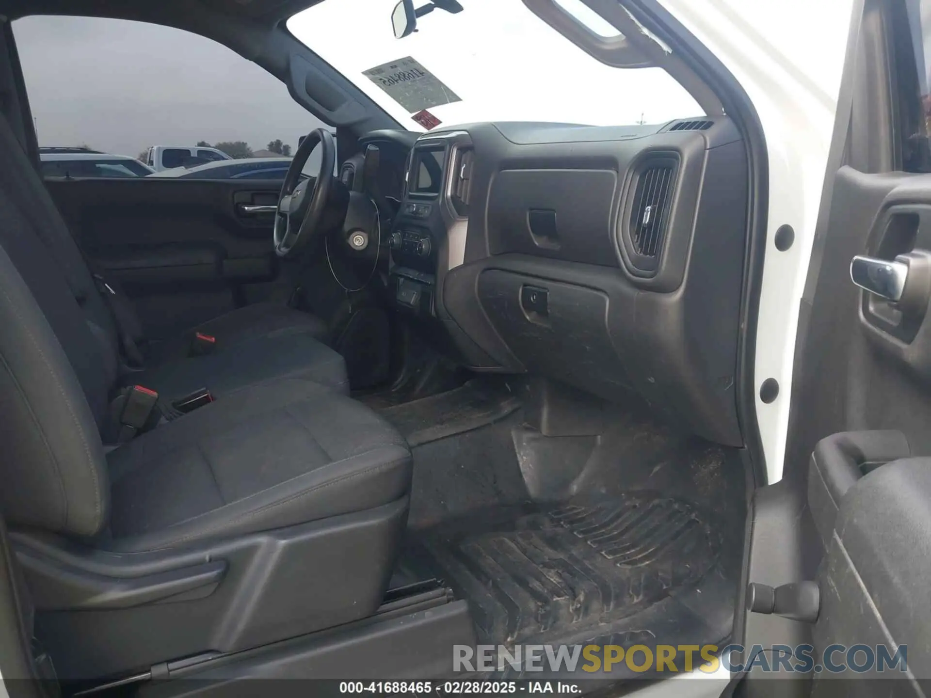 5 Фотография поврежденного автомобиля 3GCNWAEHXKG268576 CHEVROLET SILVERADO 1500 2019