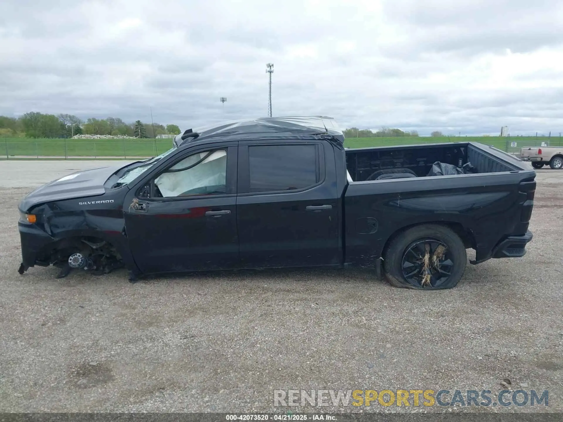 13 Photograph of a damaged car 3GCPWBEH9KG311609 CHEVROLET SILVERADO 1500 2019
